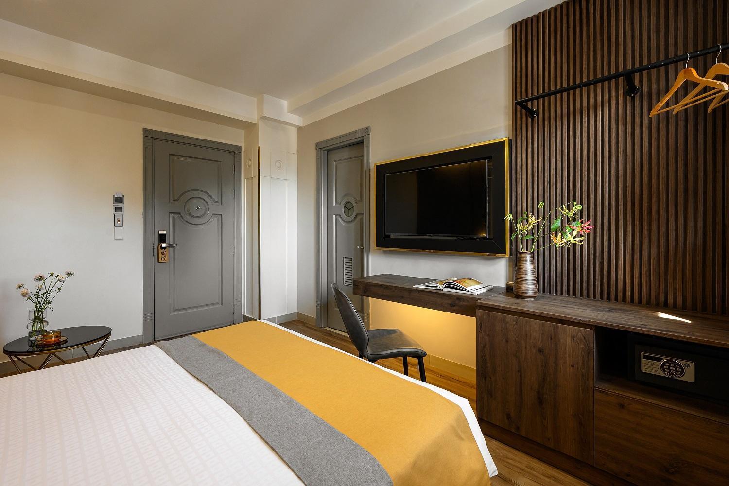 Acnos Hotel