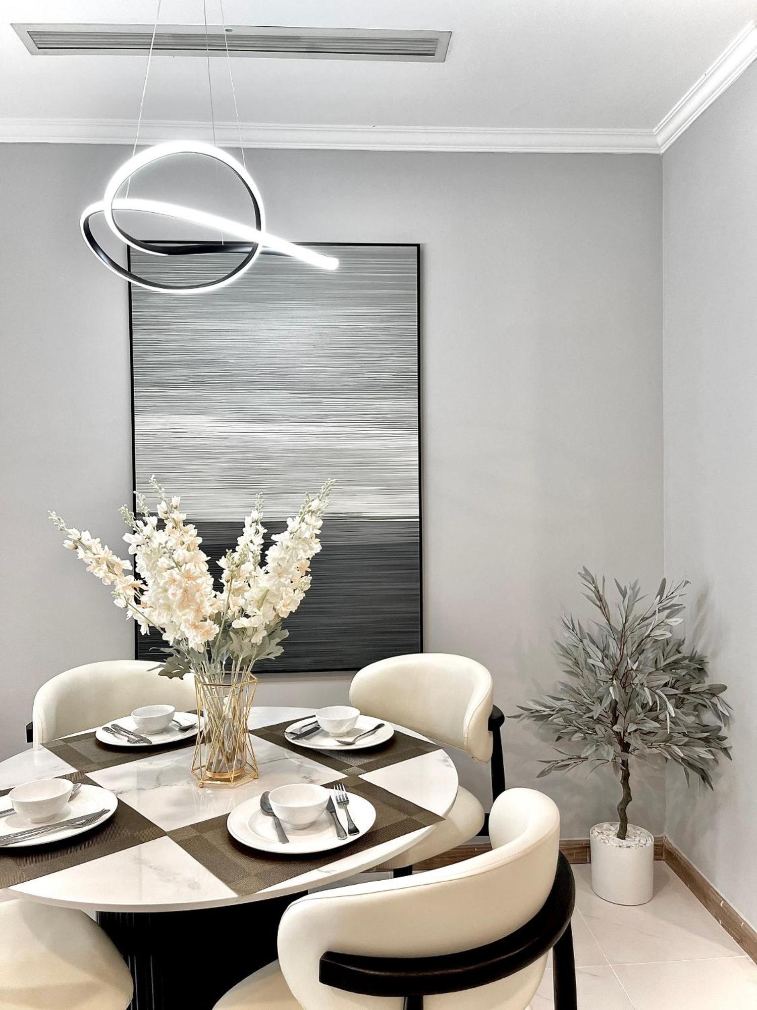 Landmark Luxury - Luna Bandar Ho Chi Minh