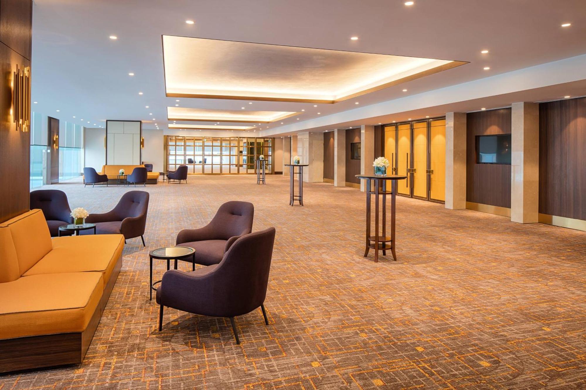 Sheraton Saigon Grand Opera 5*
