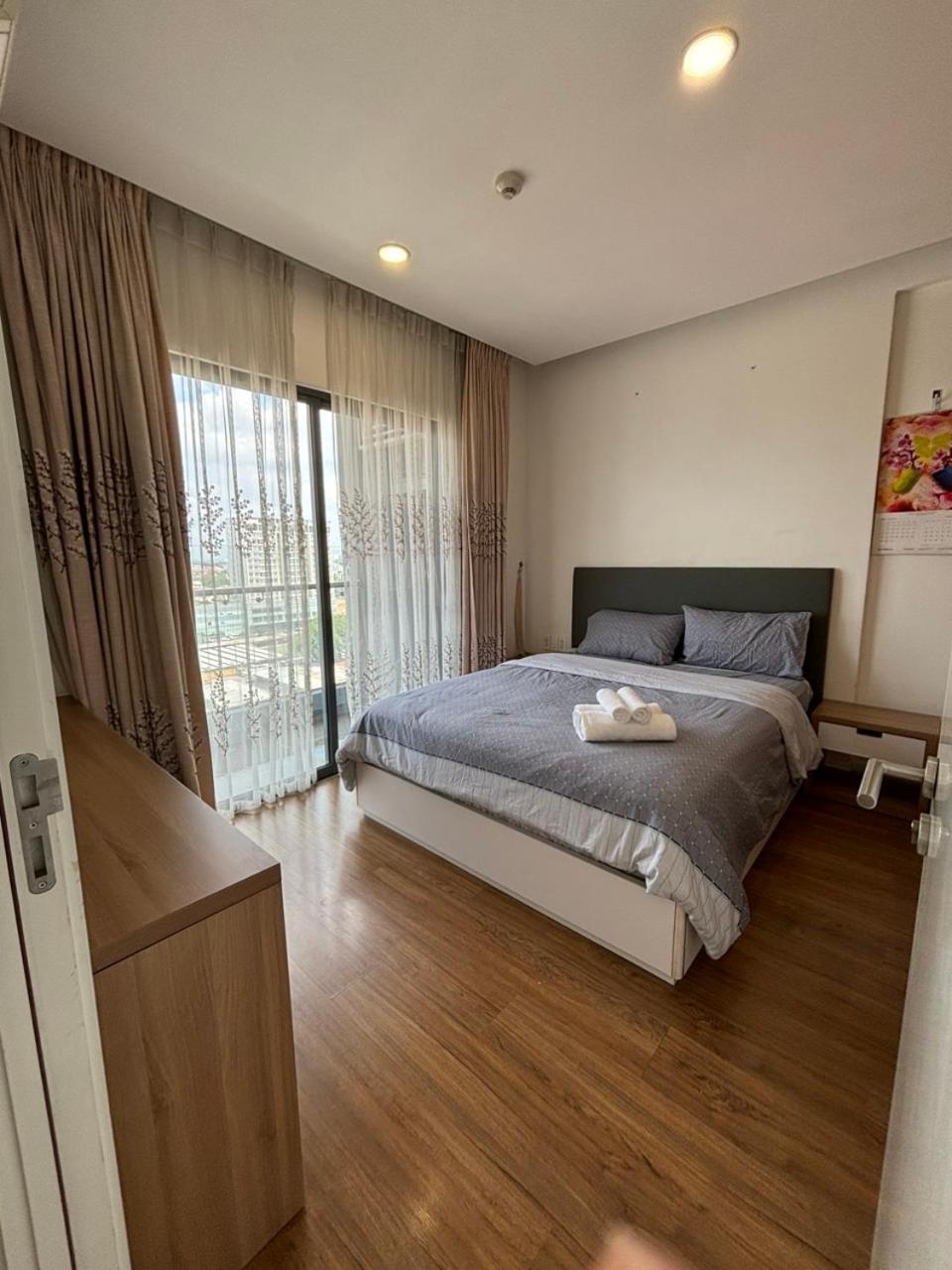 Apartment Ho Dich Vu Republic Plaza,tan Binh, Mien Phi Ho Boi, Phong Gym, Day Du Tien Nghi, Wifi Toc Do Cao *