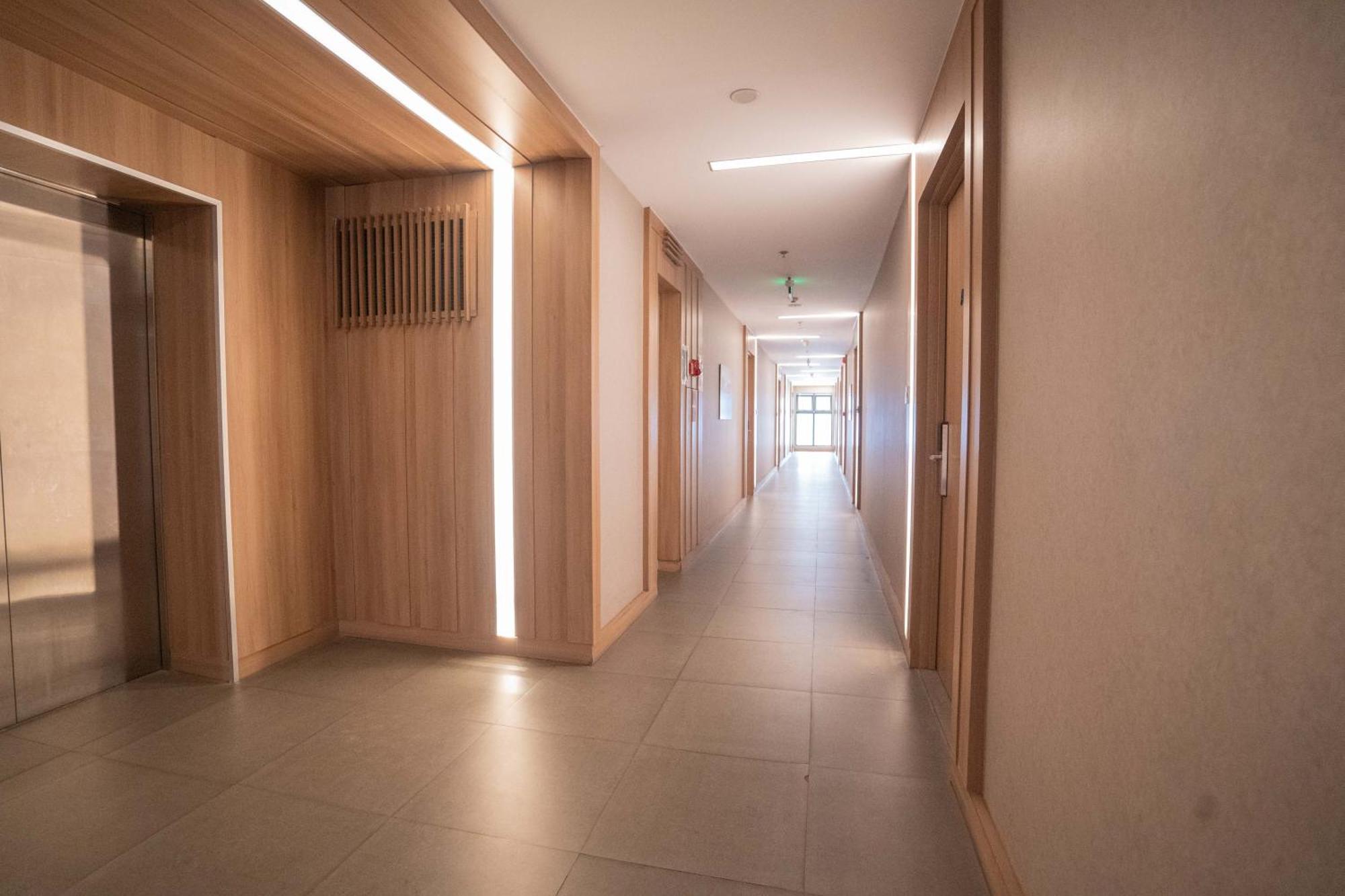 Ho Dich Vu Republic Plaza,tan Binh, Mien Phi Ho Boi, Phong Gym, Day Du Tien Nghi, Wifi Toc Do Cao Apartment *
