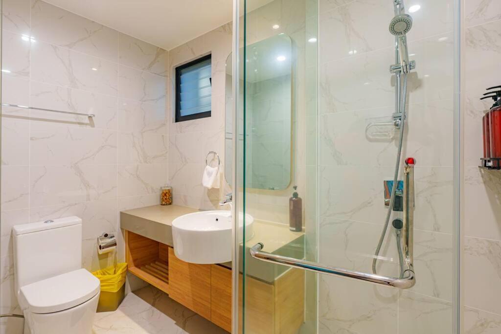 Urban Oasis In The Middle Of District 1 Apartment Ho Chi Minh City