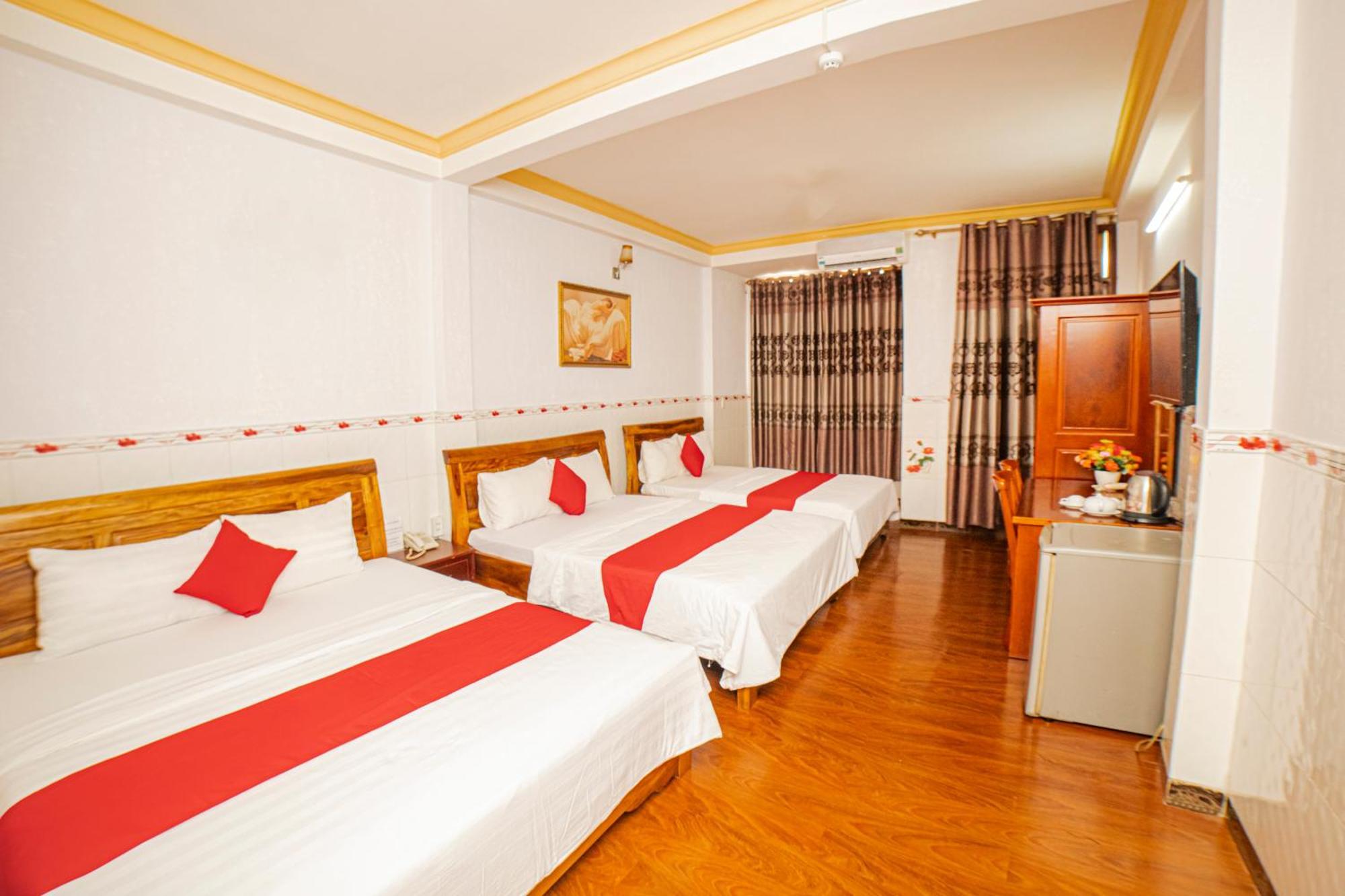 Diamond Cmt8 - Gan Am Thuc Dem Sai Gon Hotel 2*