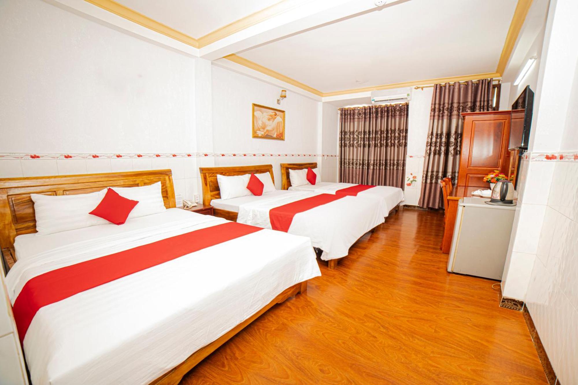 Diamond Cmt8 - Gan Am Thuc Dem Sai Gon Hotel Ho Chi Minh City