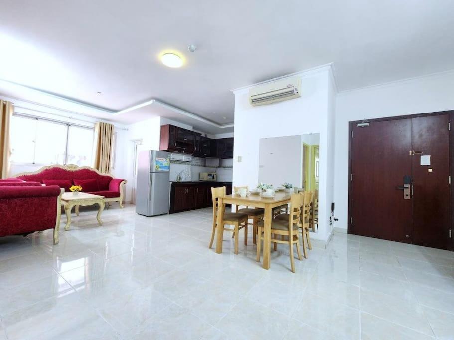 Ho Quan 1, Ho Chi Minh, 2 Phong Ngu