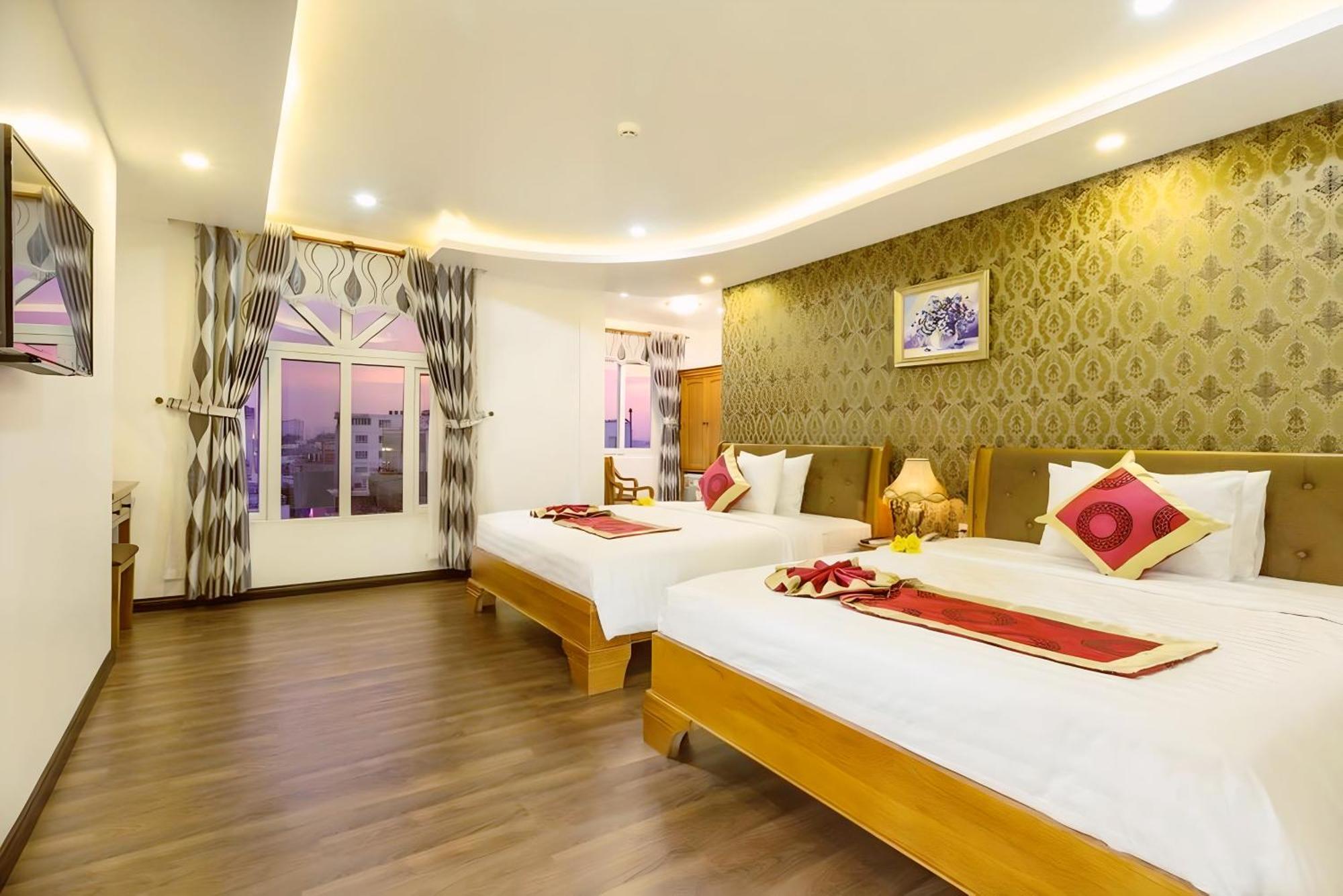 Hotel The Airport Ho Chi Minh City