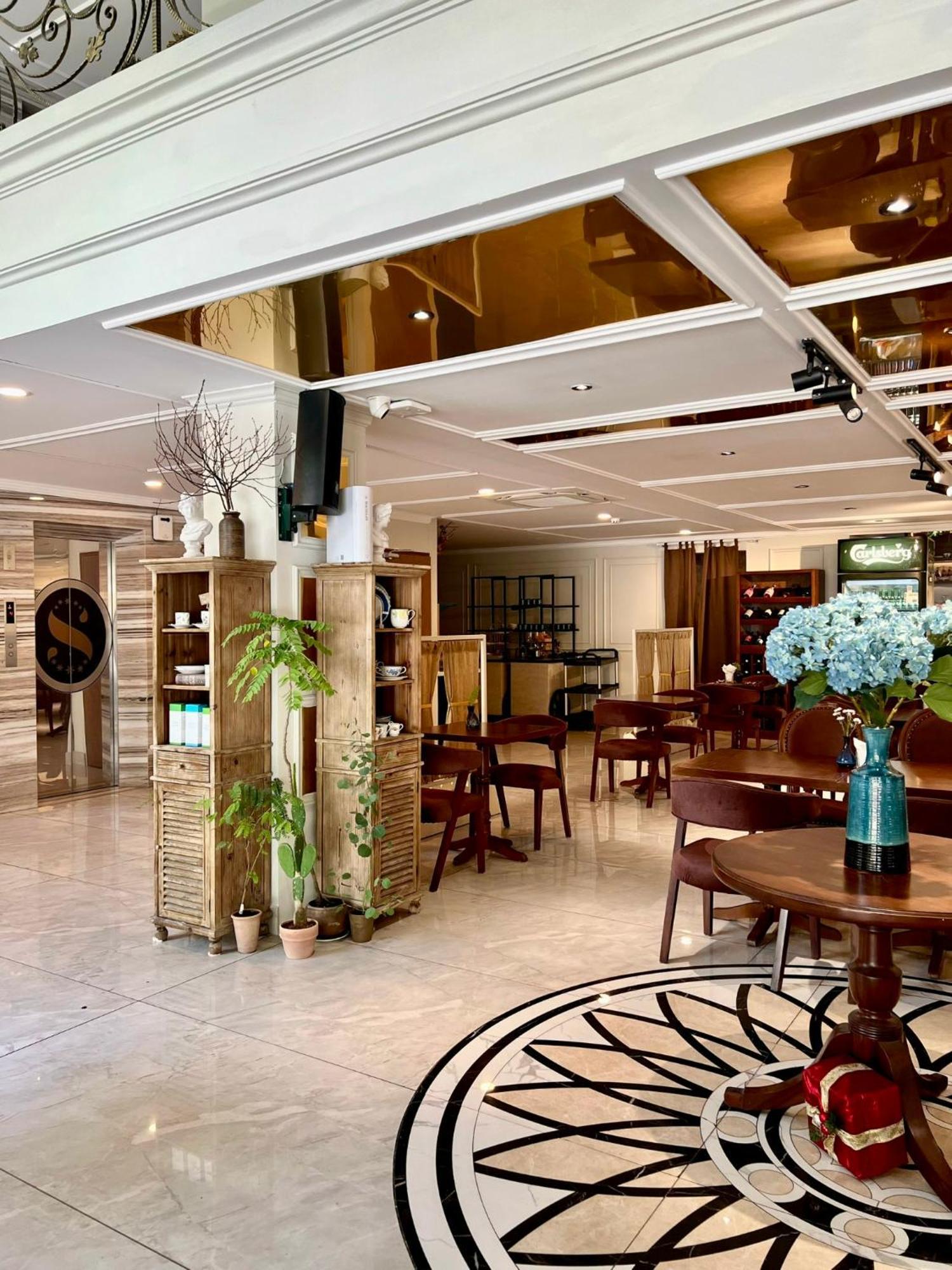 Sabina Boutique 3 Bandar Ho Chi Minh