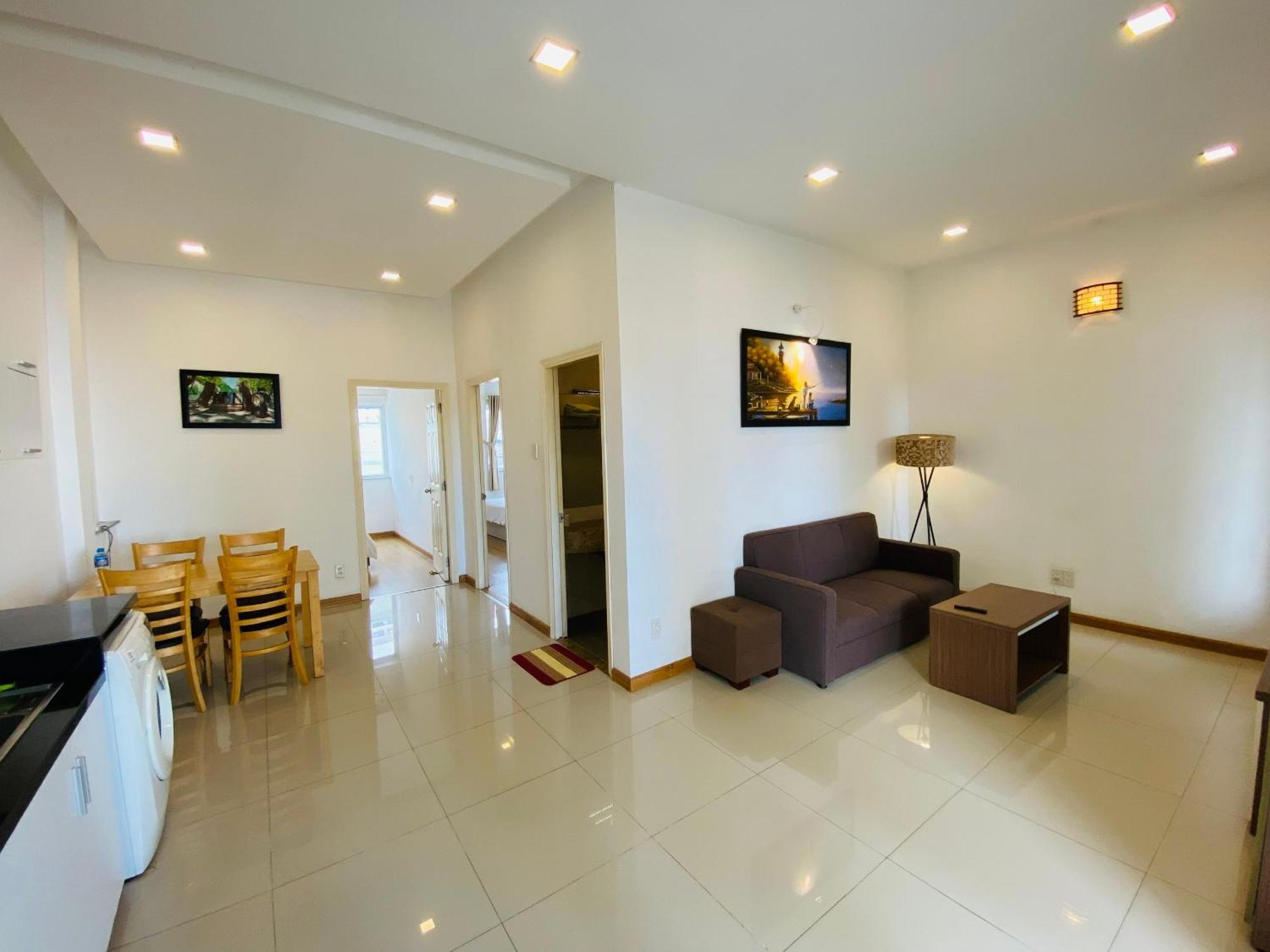 Pearl Service Apartment