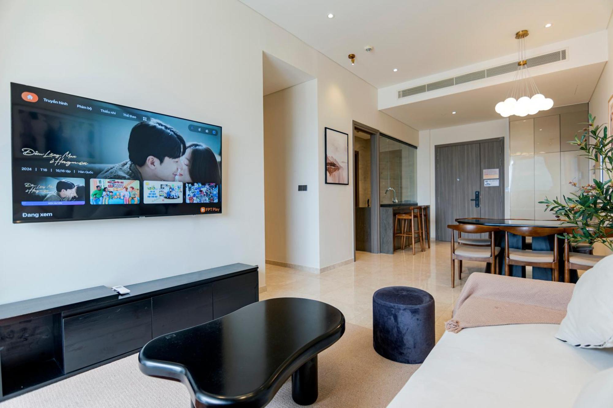 Apartment The Luxury Marq District 1 Saigon *