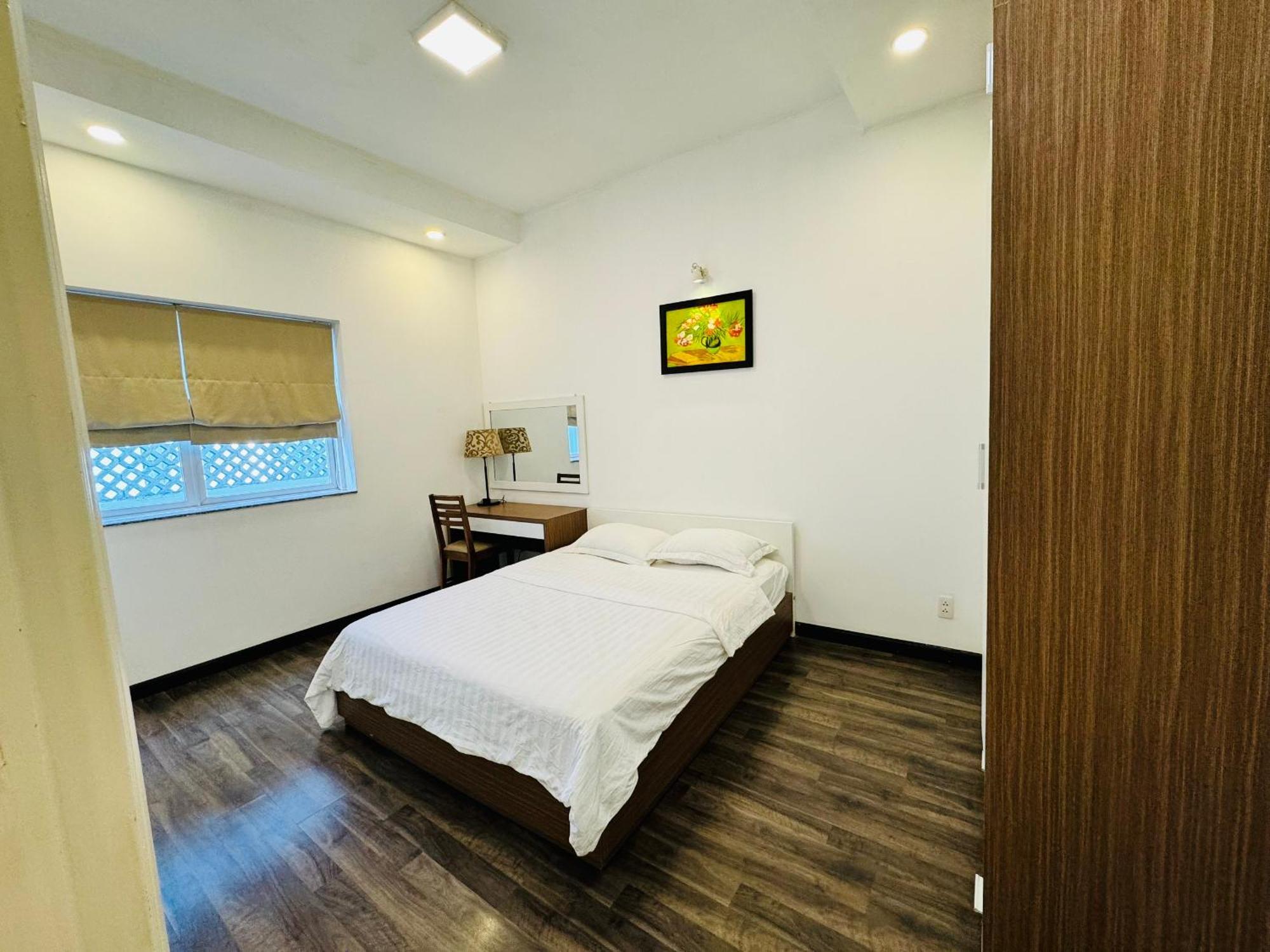 Pearl Service * Ho Chi Minh City