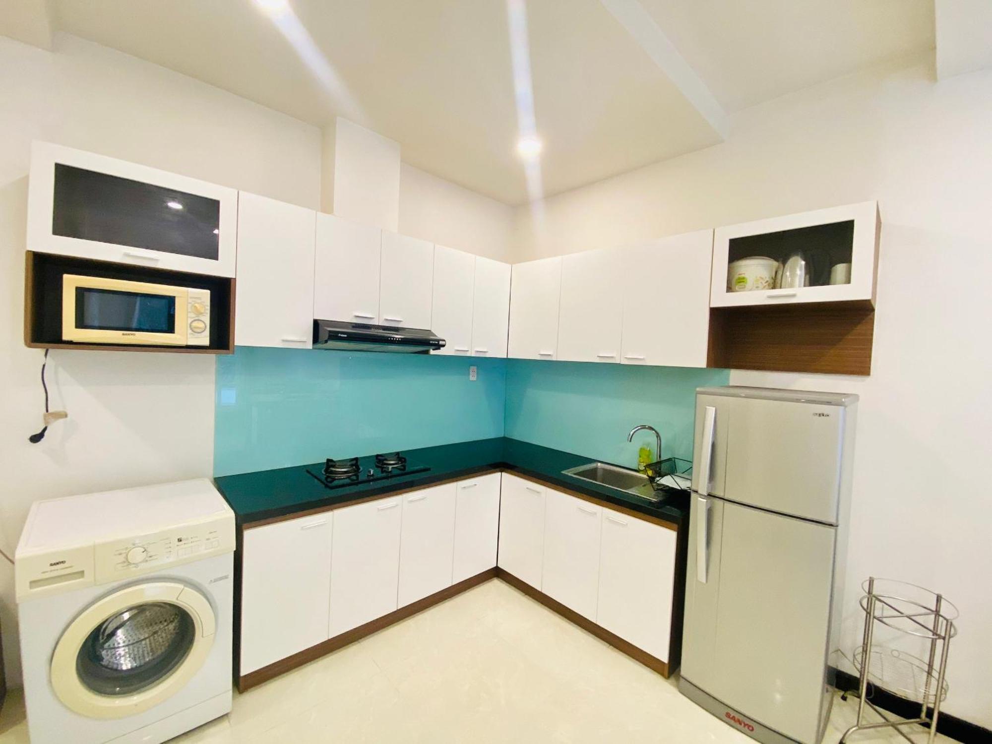 Pearl Service Apartment *
