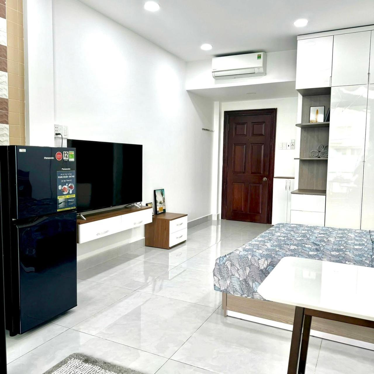 Cozy With Balcony 10mins To Airport Maihouse Guest house Ho Chi Minh City