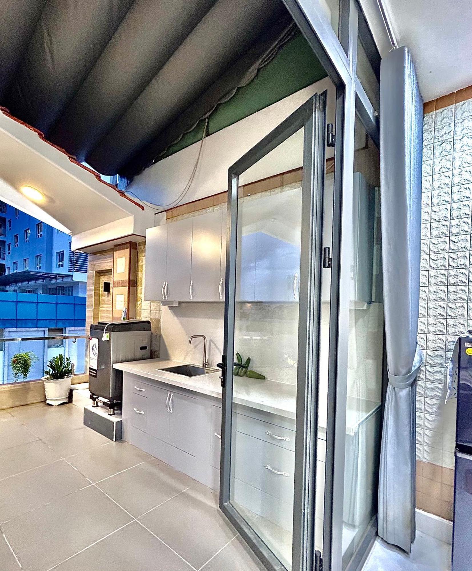 Cozy With Balcony 10mins To Airport Maihouse Guest house