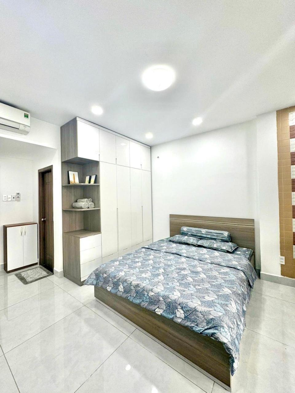 Cozy With Balcony 10mins To Airport Maihouse Ho Chi Minh City