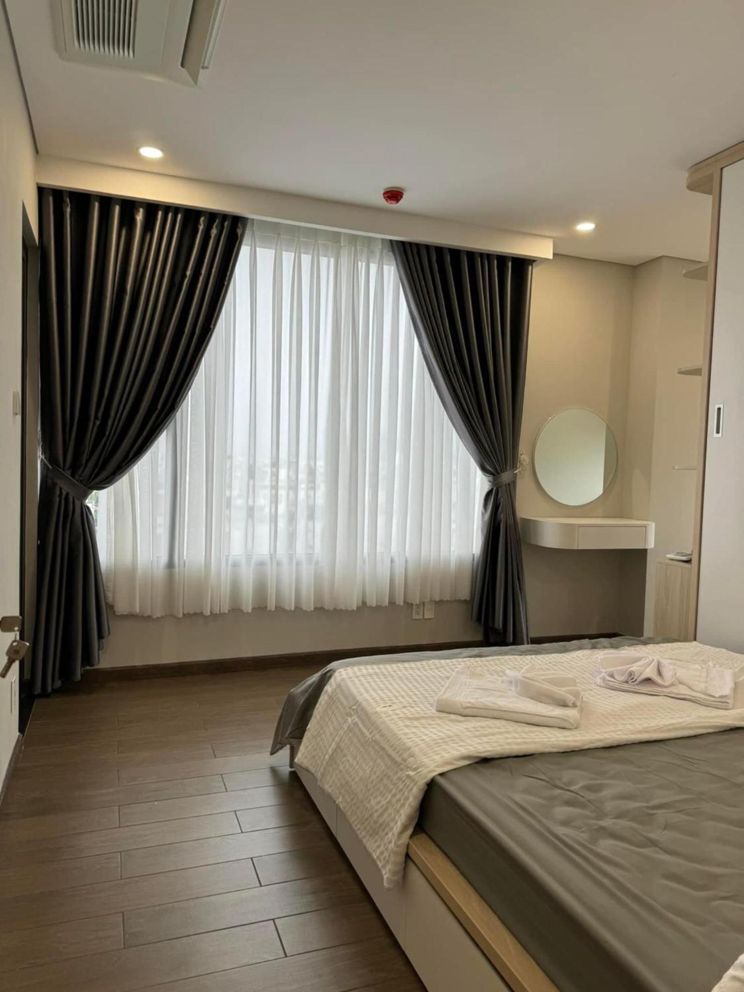 Ho Tai Chung Cu 98 Vinh Hoi - Quan 4 - Thanh Pho * Ho Chi Minh City