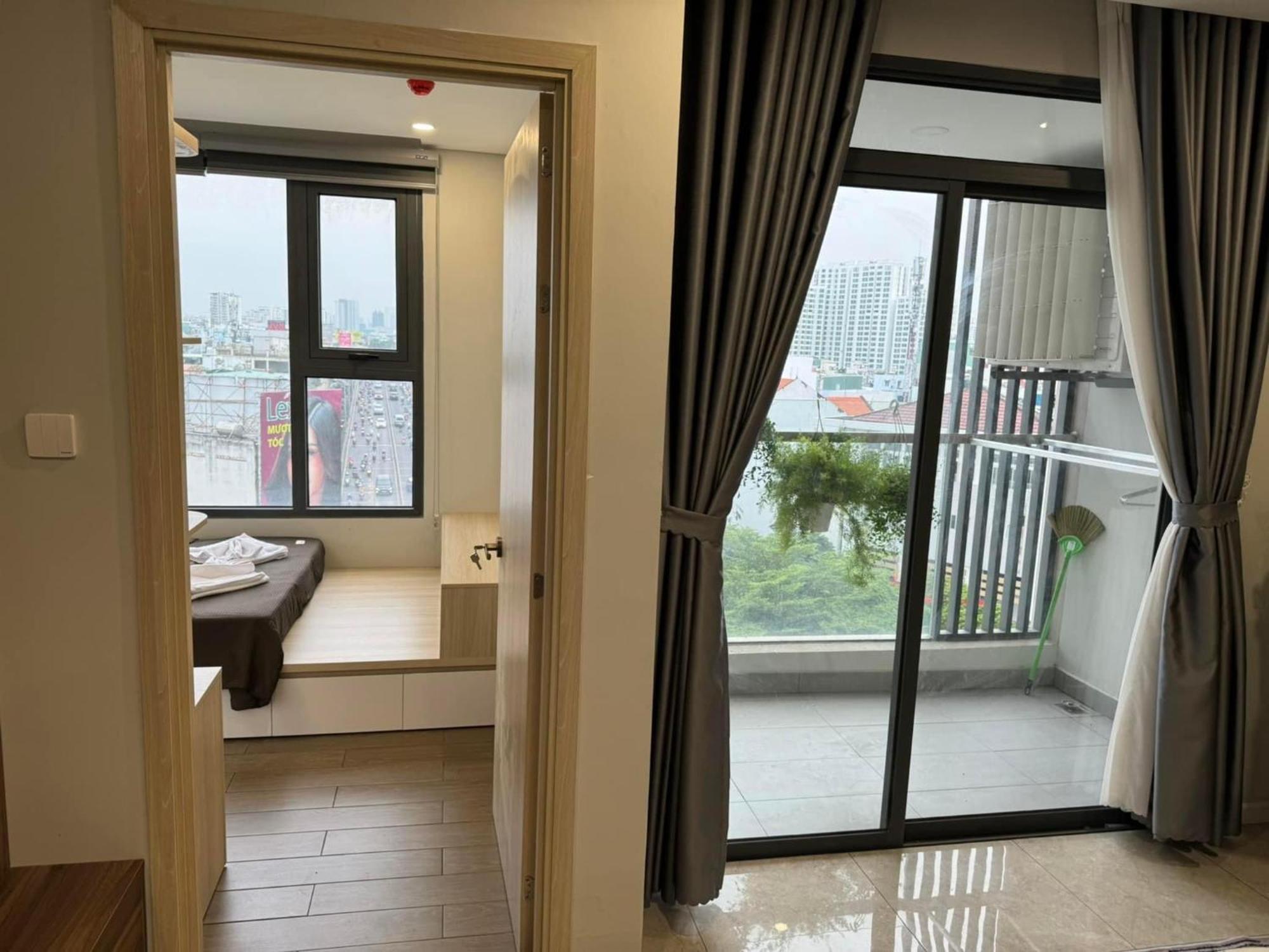 Ho Tai Chung Cu 98 Vinh Hoi - Quan 4 - Thanh Pho * Ho Chi Minh City