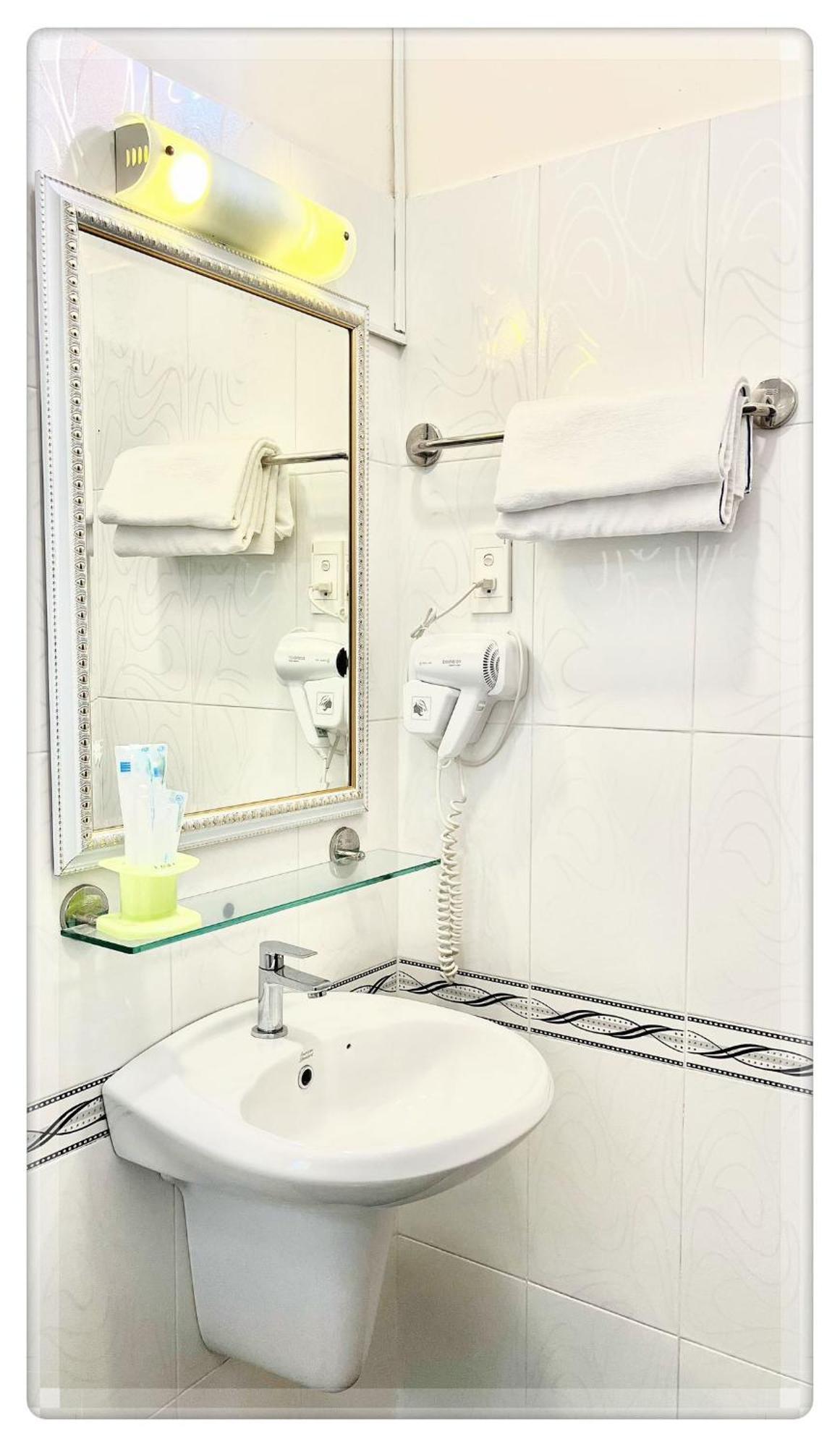 Khanh Lai 慶來旅店 Hotel Ho Chi Minh City