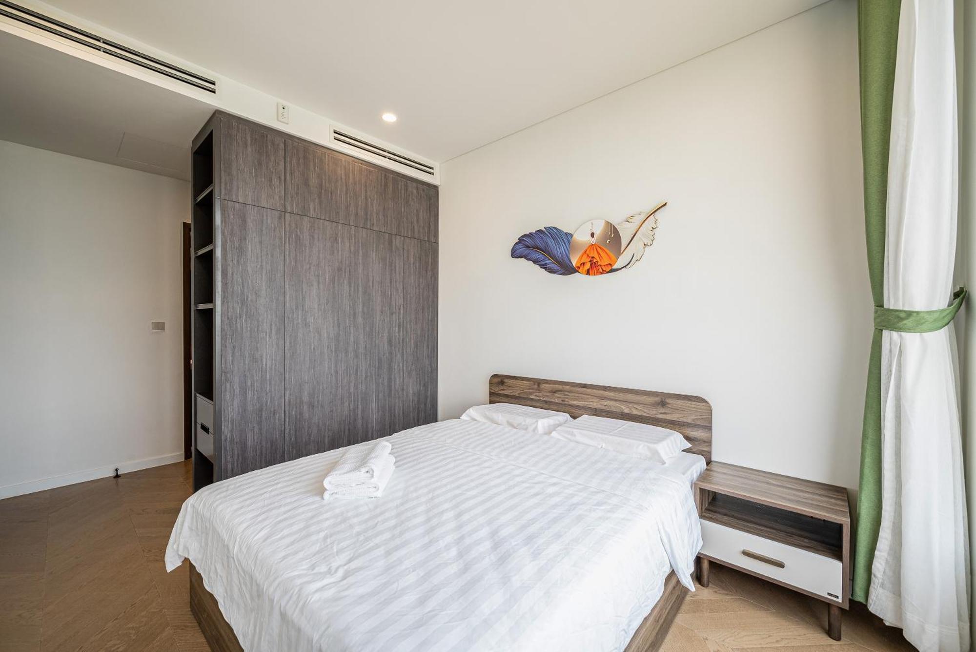 Luxury Condotel In Lumiere Riverside