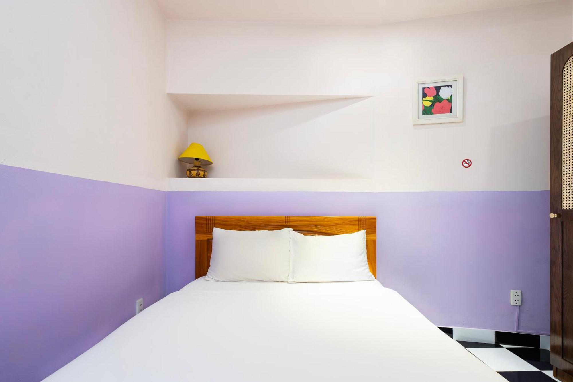 Hotel Ahu & 2*