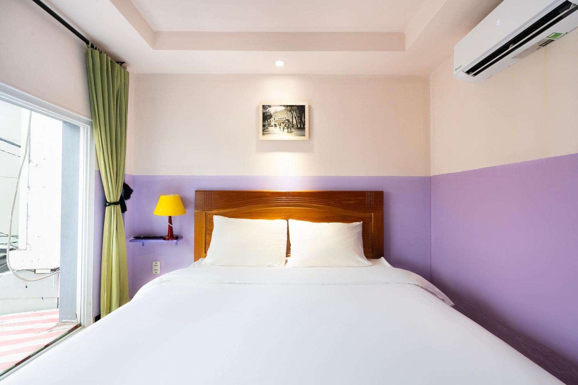 Hotel Ahu & Ho Chi Minh City
