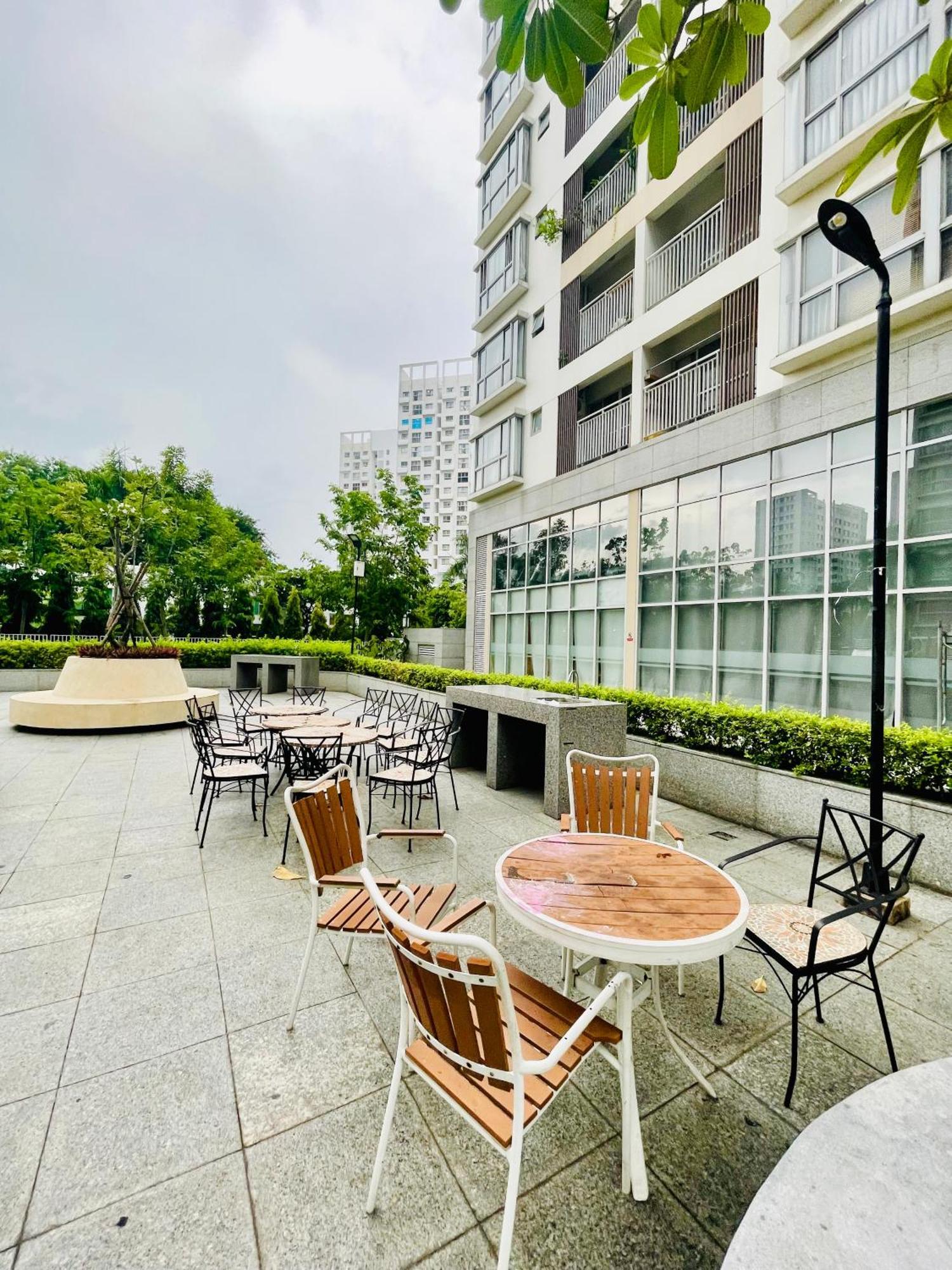 Lucy 2br Scenic Valley 108 Ho Chi Minh City