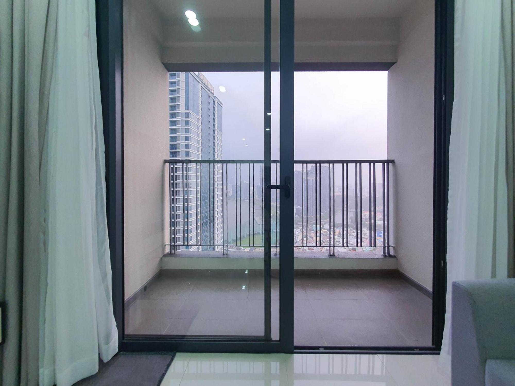 Zeus Living - Opal Tower In Binh Thanh Apartment