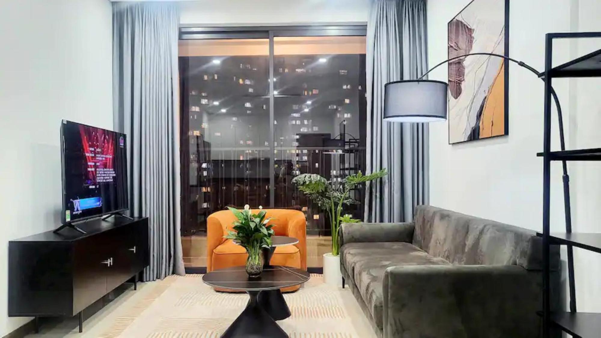 Gem - The Manor Apartment