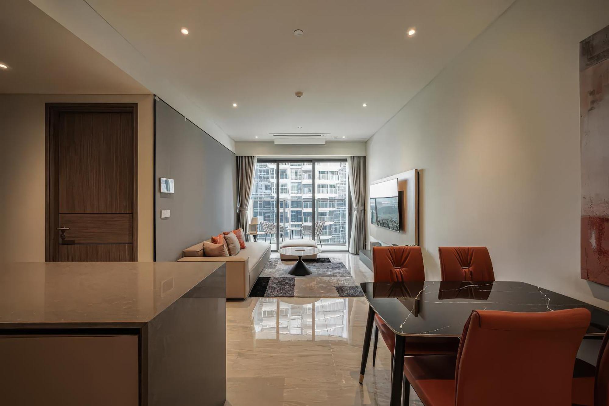 The Opera - Luxury Infinity Pool&sauna * Ho Chi Minh City