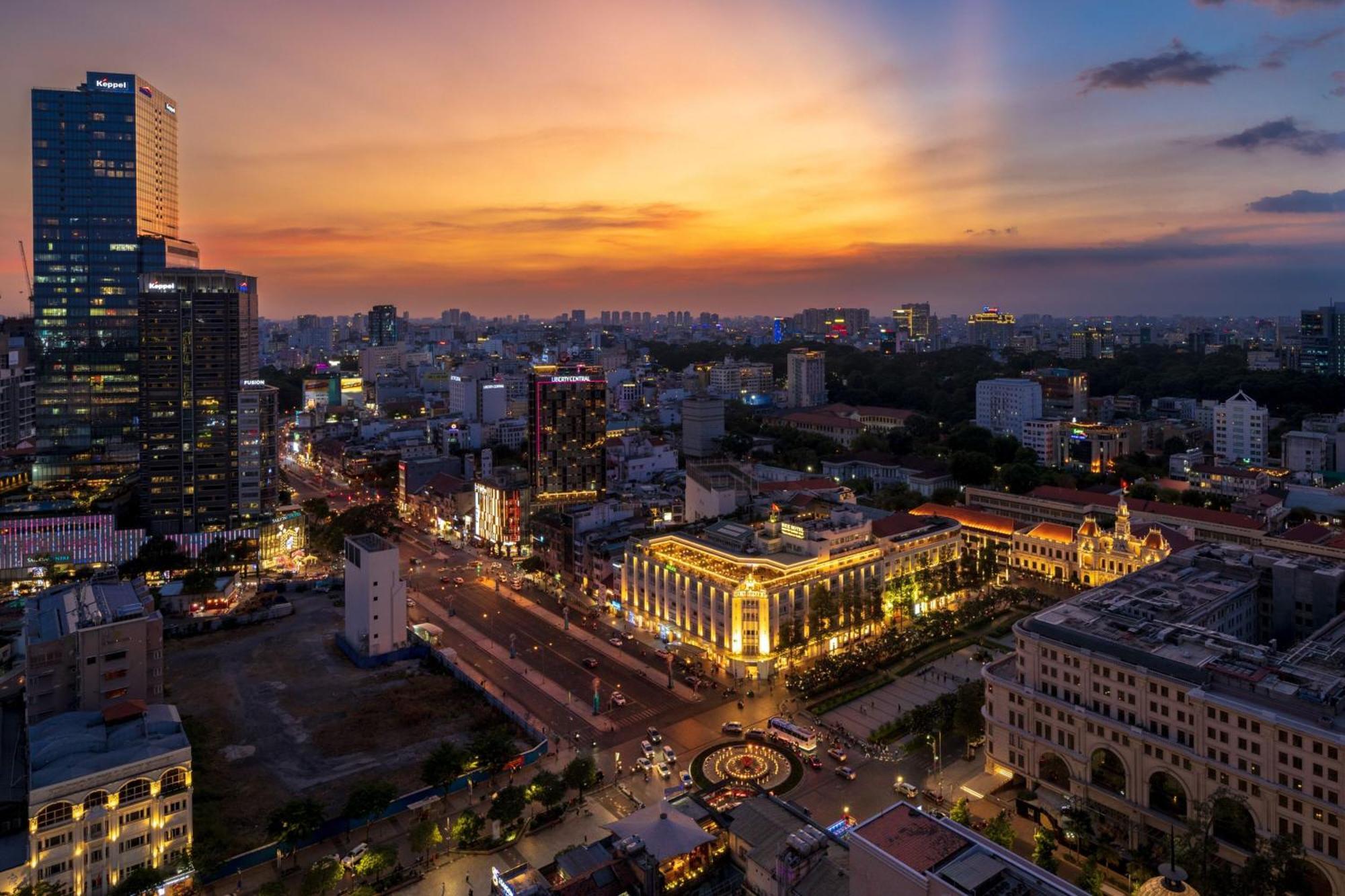 Sheraton Saigon Grand Opera 5*
