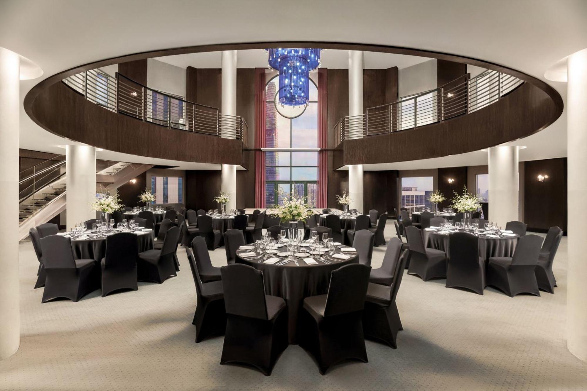 Sheraton Saigon Grand Opera Hotel 5*