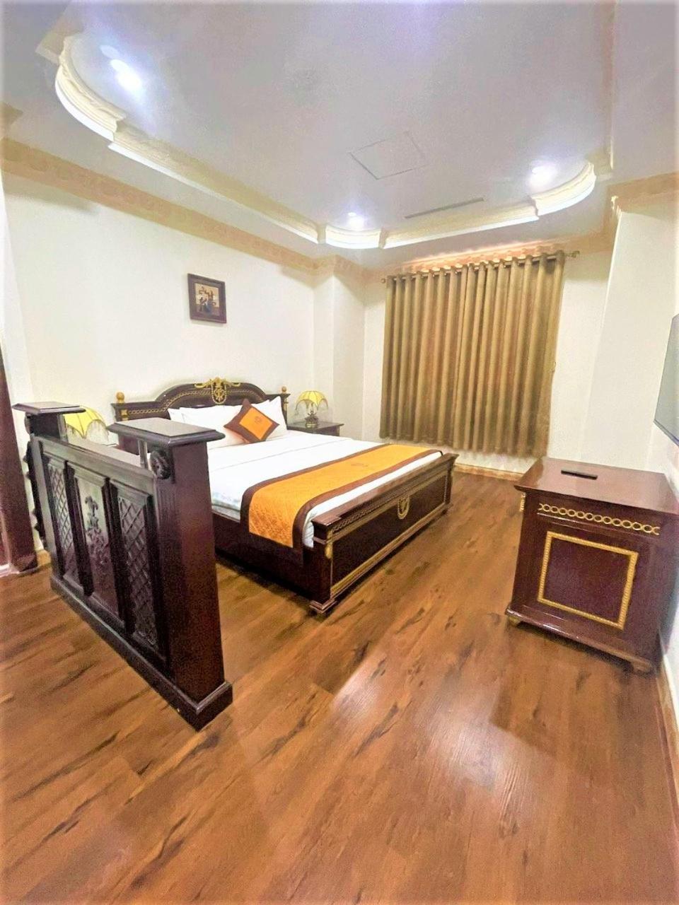 New Pacific Hotel