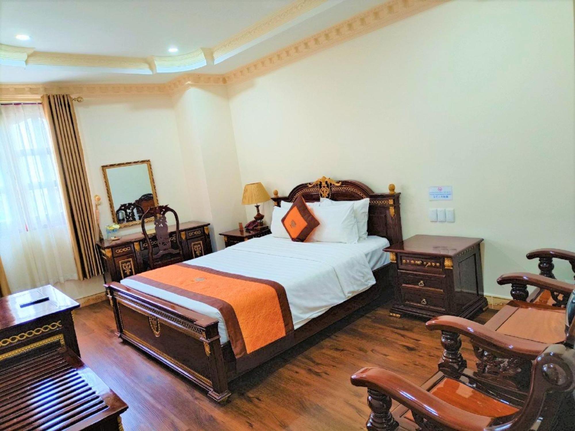 New Pacific Hotel