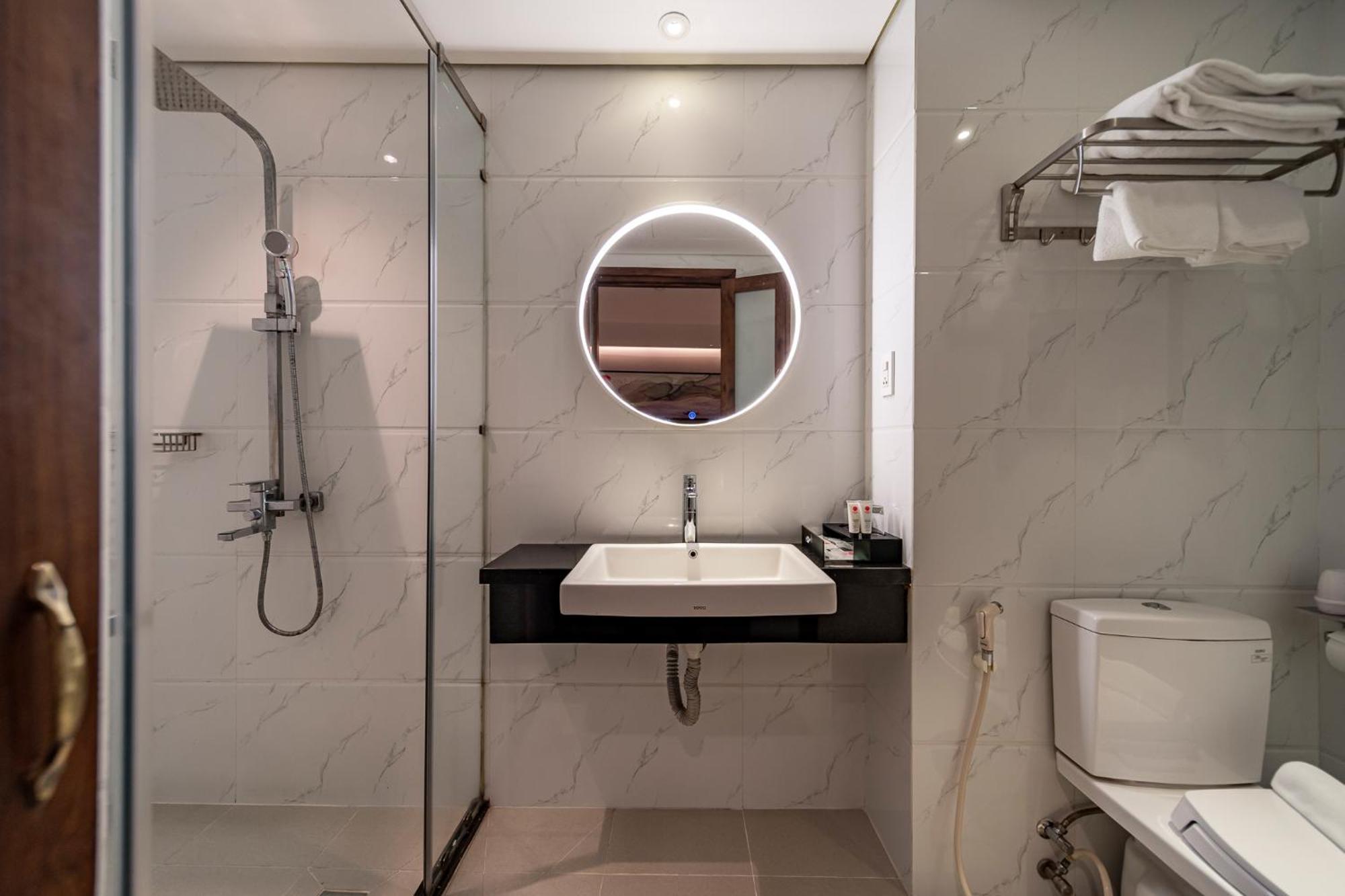 Hotel Edoya Ben Thanh 3*