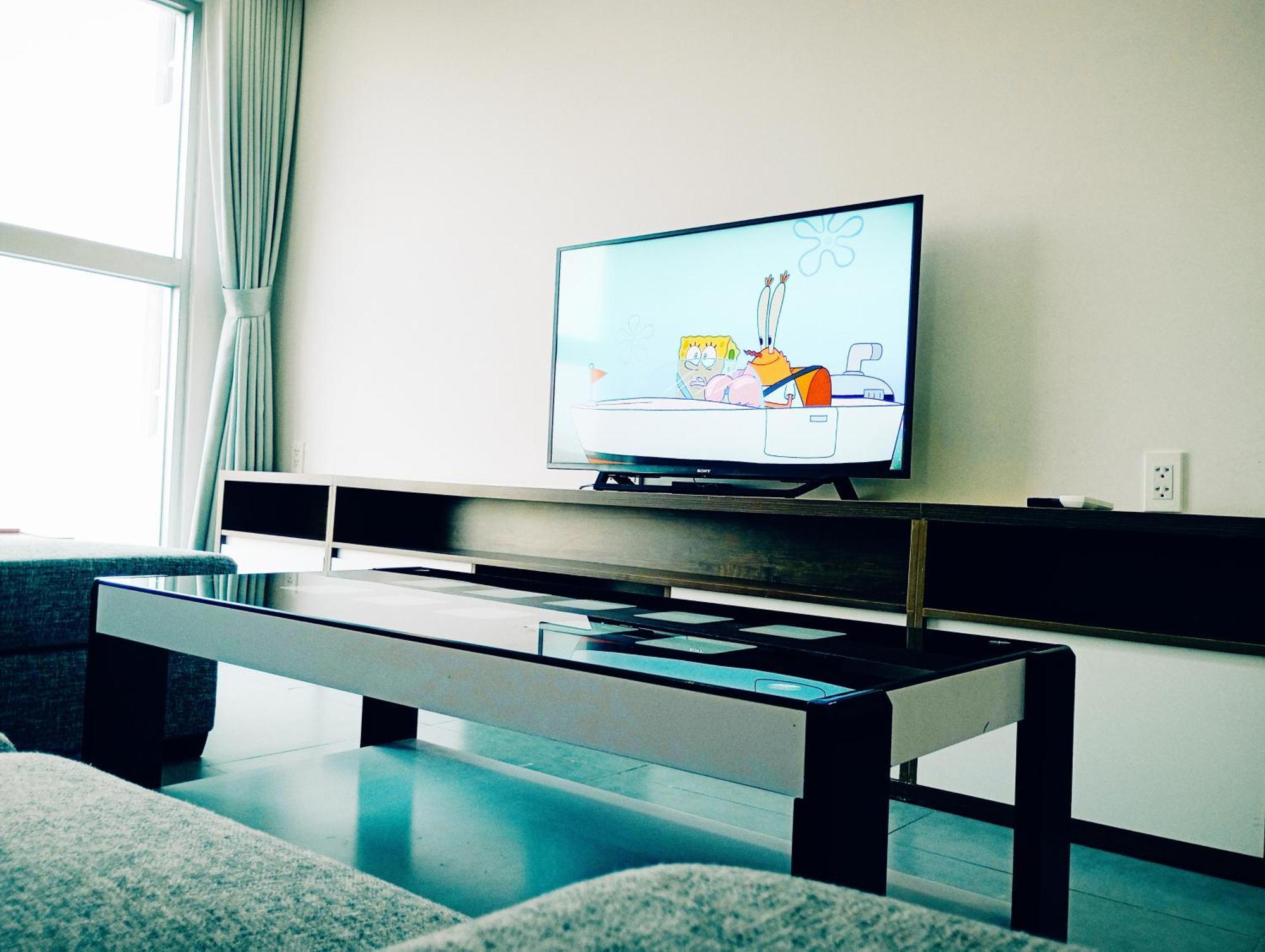 Apartment Secc Luxury 2-br Apartment, Scenic Valley, Saigon Exhibition And Convention Center, Fv Hospital, Phu My Hung District 7 *