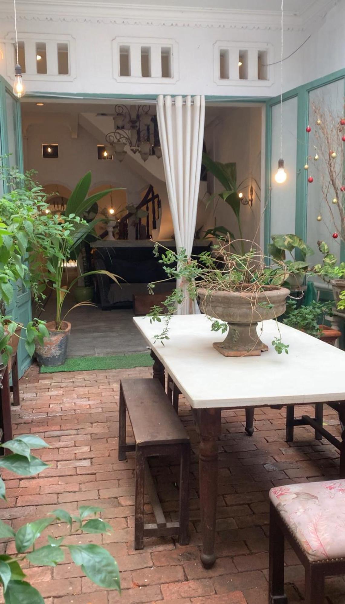 Casa Cocore Charming Old Saigon House Bed & Breakfast