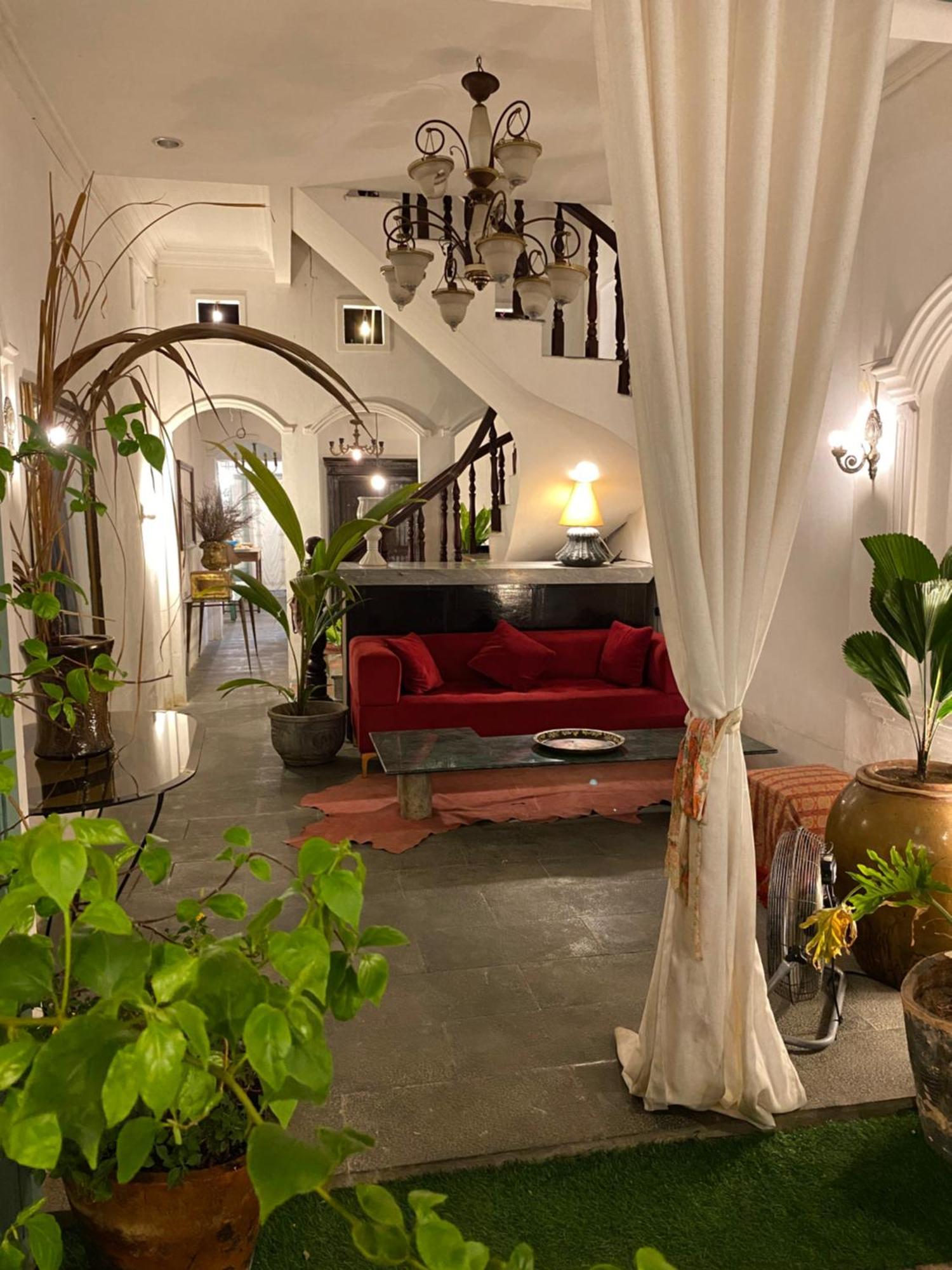 Bed & Breakfast Casa Cocore Charming Old Saigon House Ho Chi Minh City