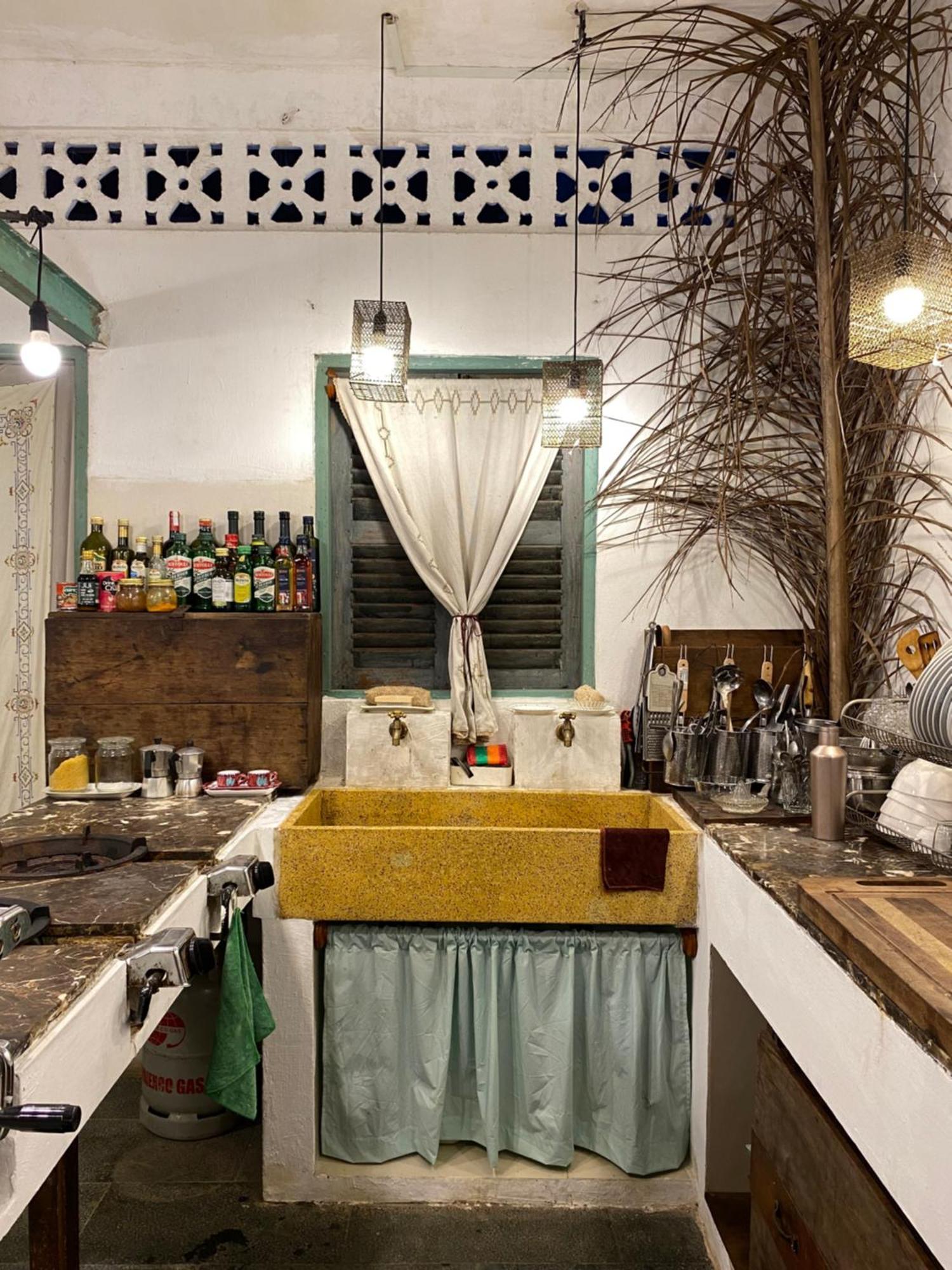 Casa Cocore Charming Old Saigon House Bed & Breakfast *