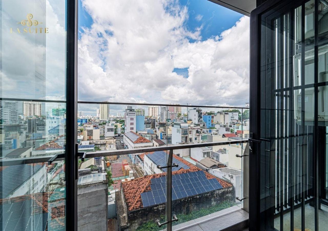 Pangsapuri Zenity Complex 5 Star Luxury Style Of 10 Unit - Book Each Unit With 3br Free Gym And Pool