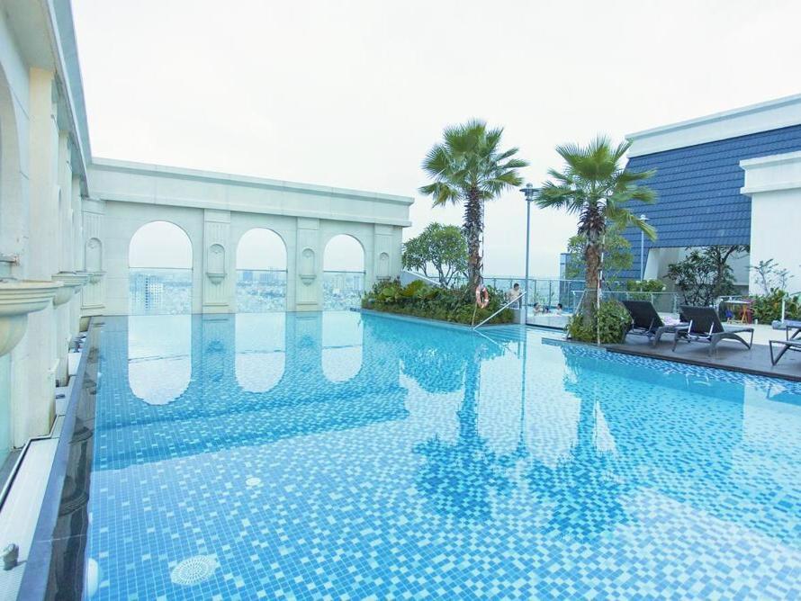Saigon Center Apartment *