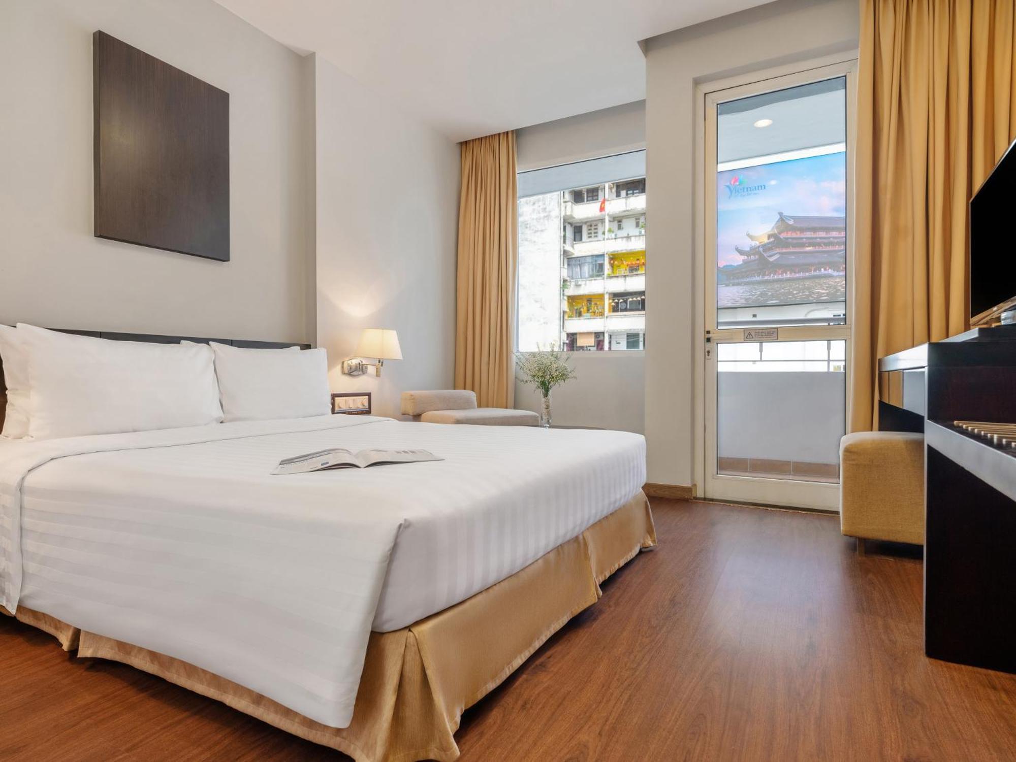 Palace Sài Gòn Khách sạn 4*