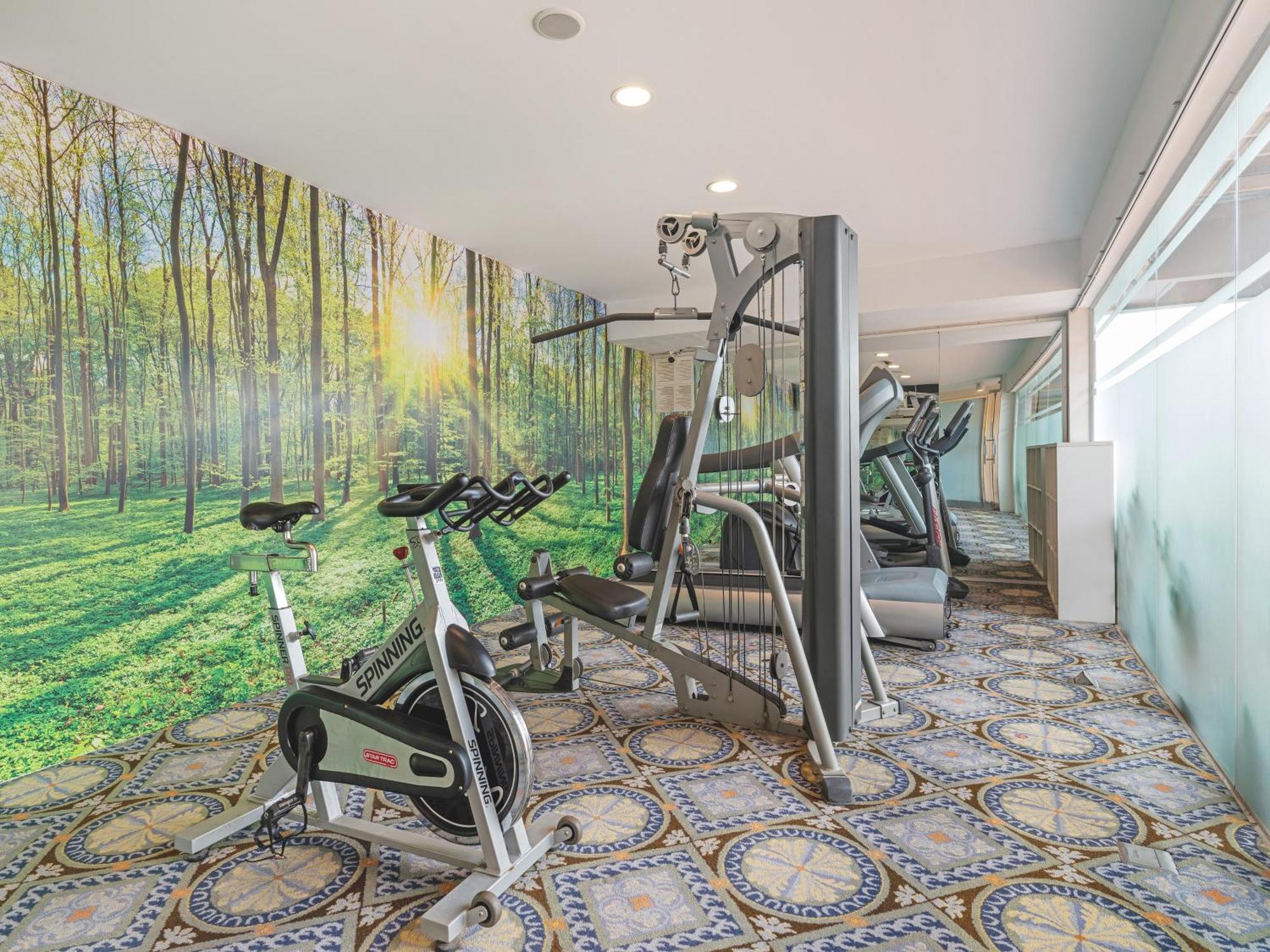 Palace Sài Gòn 4*