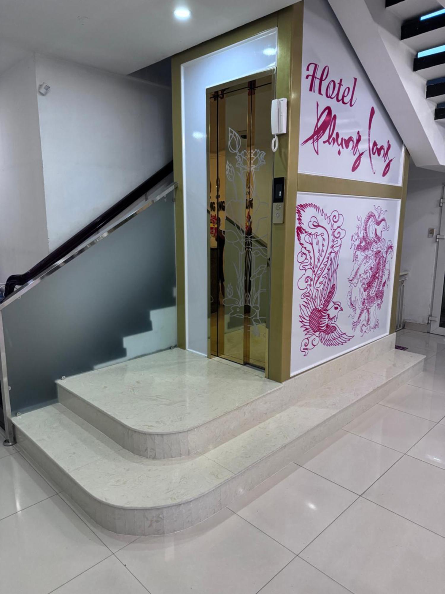Phung Long Hotel Hotel
