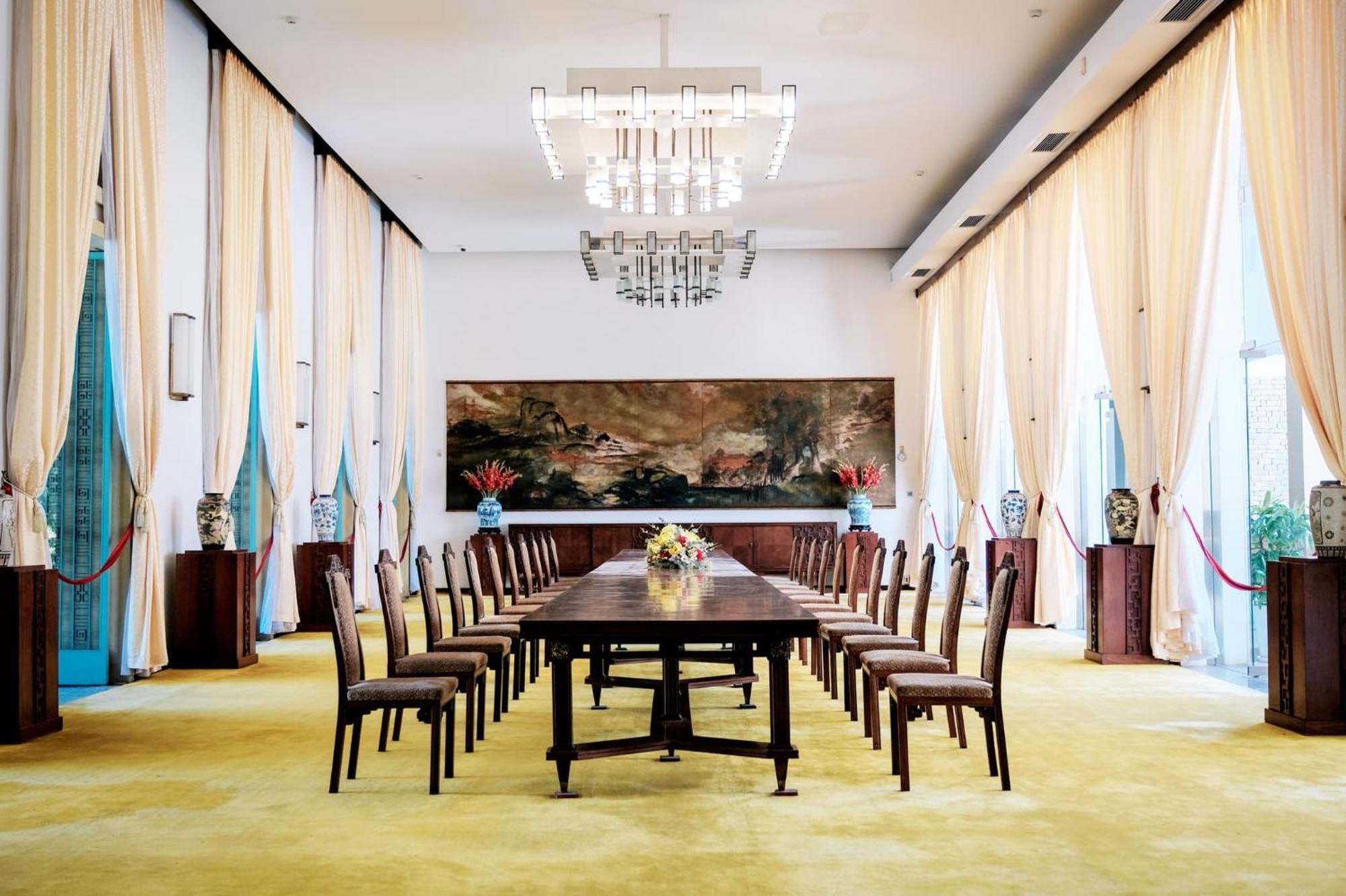 Hoang Luxury Dist 1 Hotel 3*