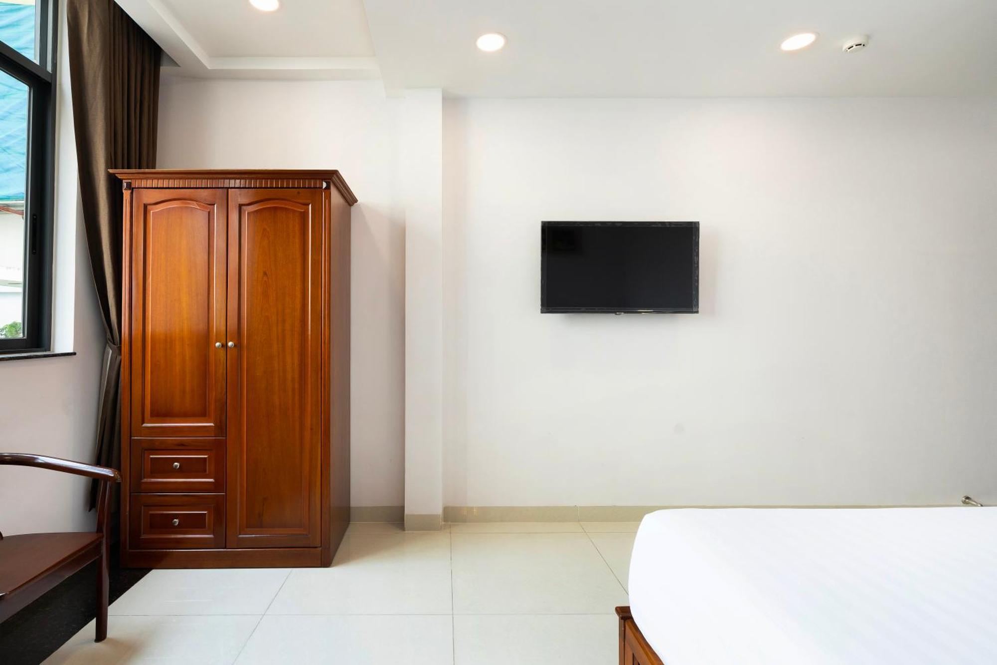 Hoang Luxury Dist 1 3* Ho Chi Minh City