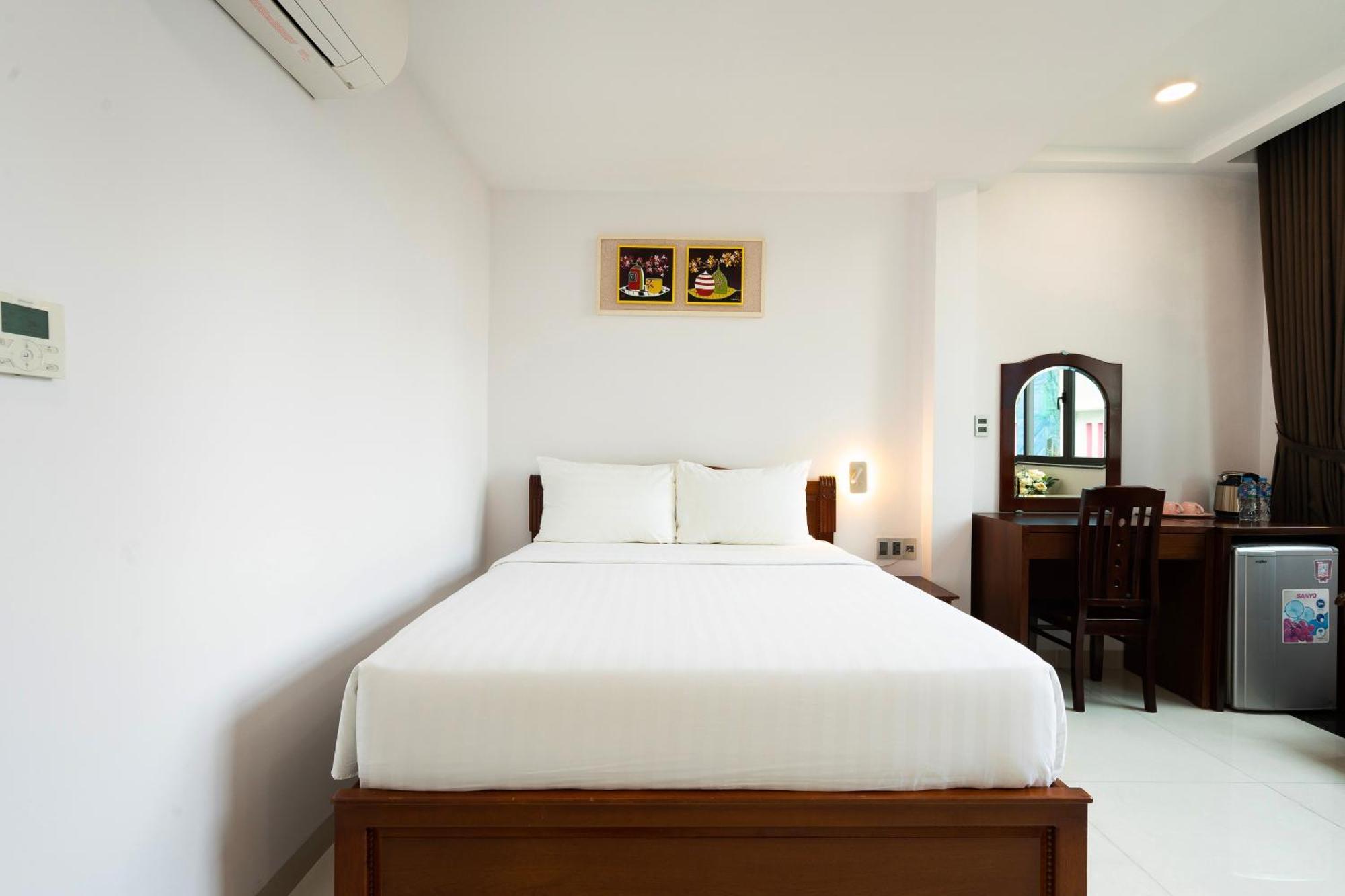 Hoang Luxury Dist 1 Hotel Ho Chi Minh City