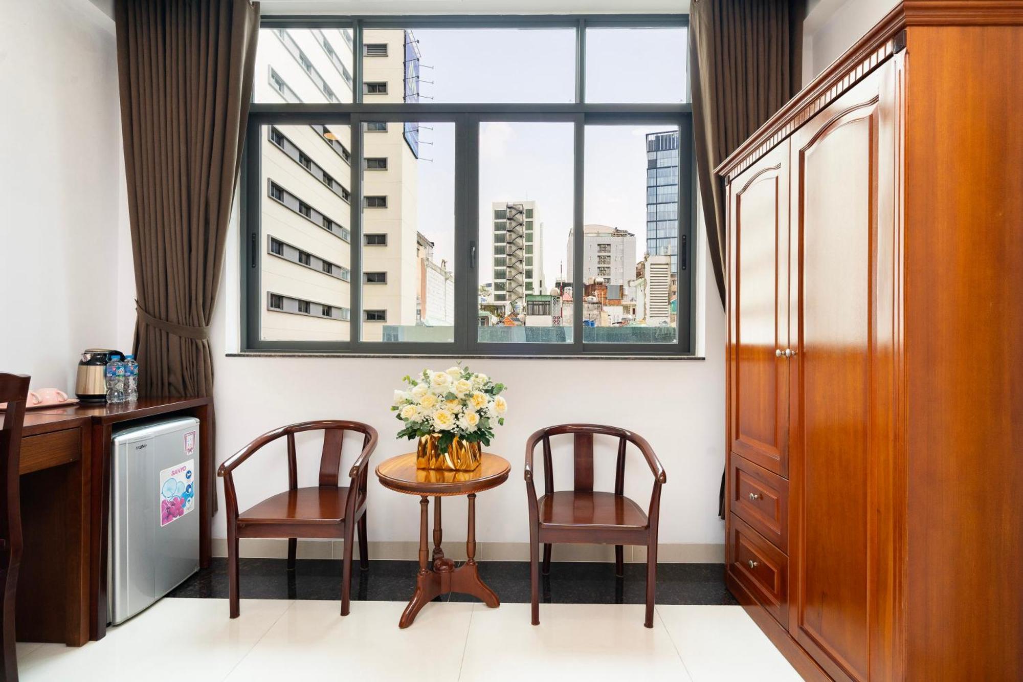 Hoang Luxury Dist 1
