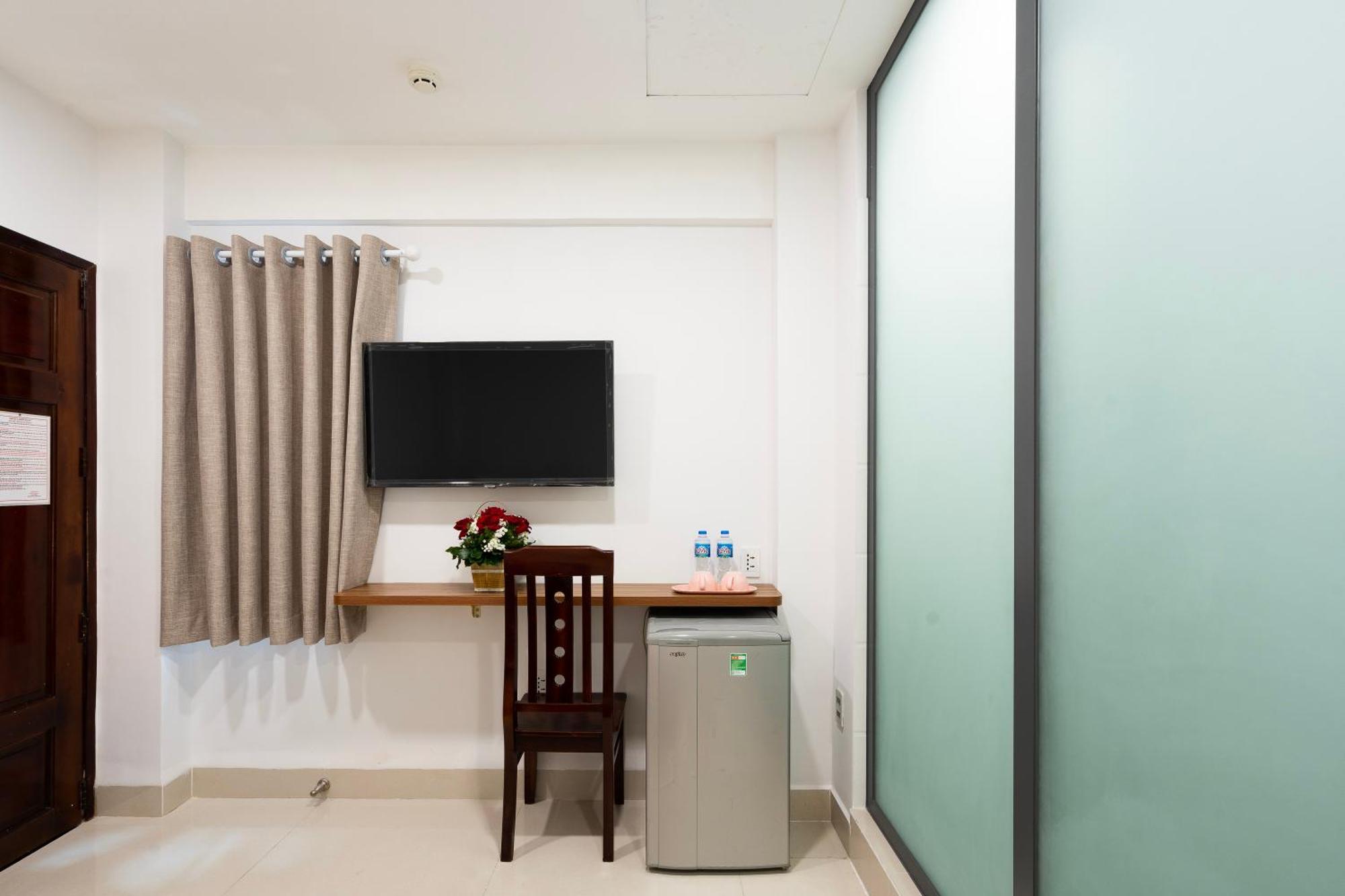 Hoang Luxury Dist 1 3* Ho Chi Minh City