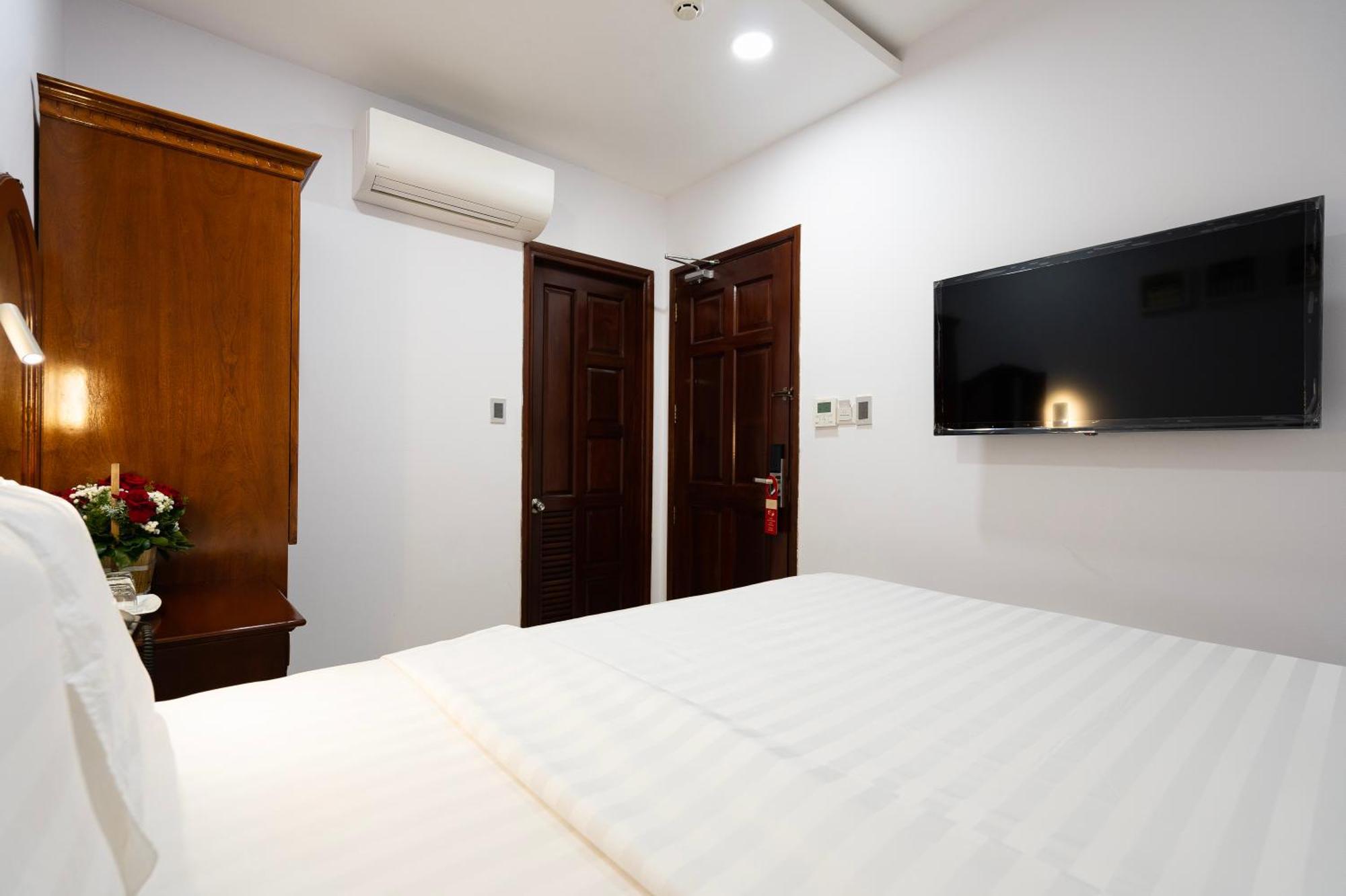 Hoang Luxury Dist 1 Ho Chi Minh City