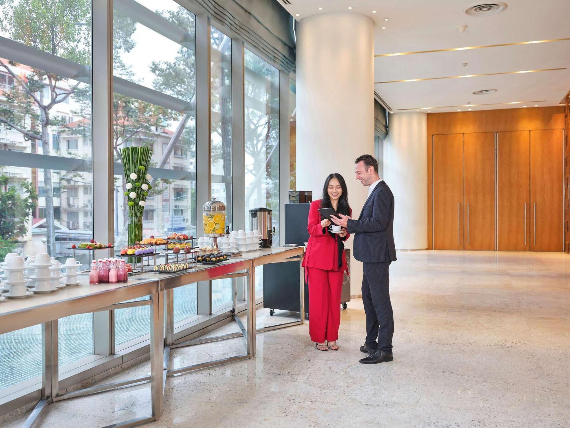 Pullman Saigon Centre 5*