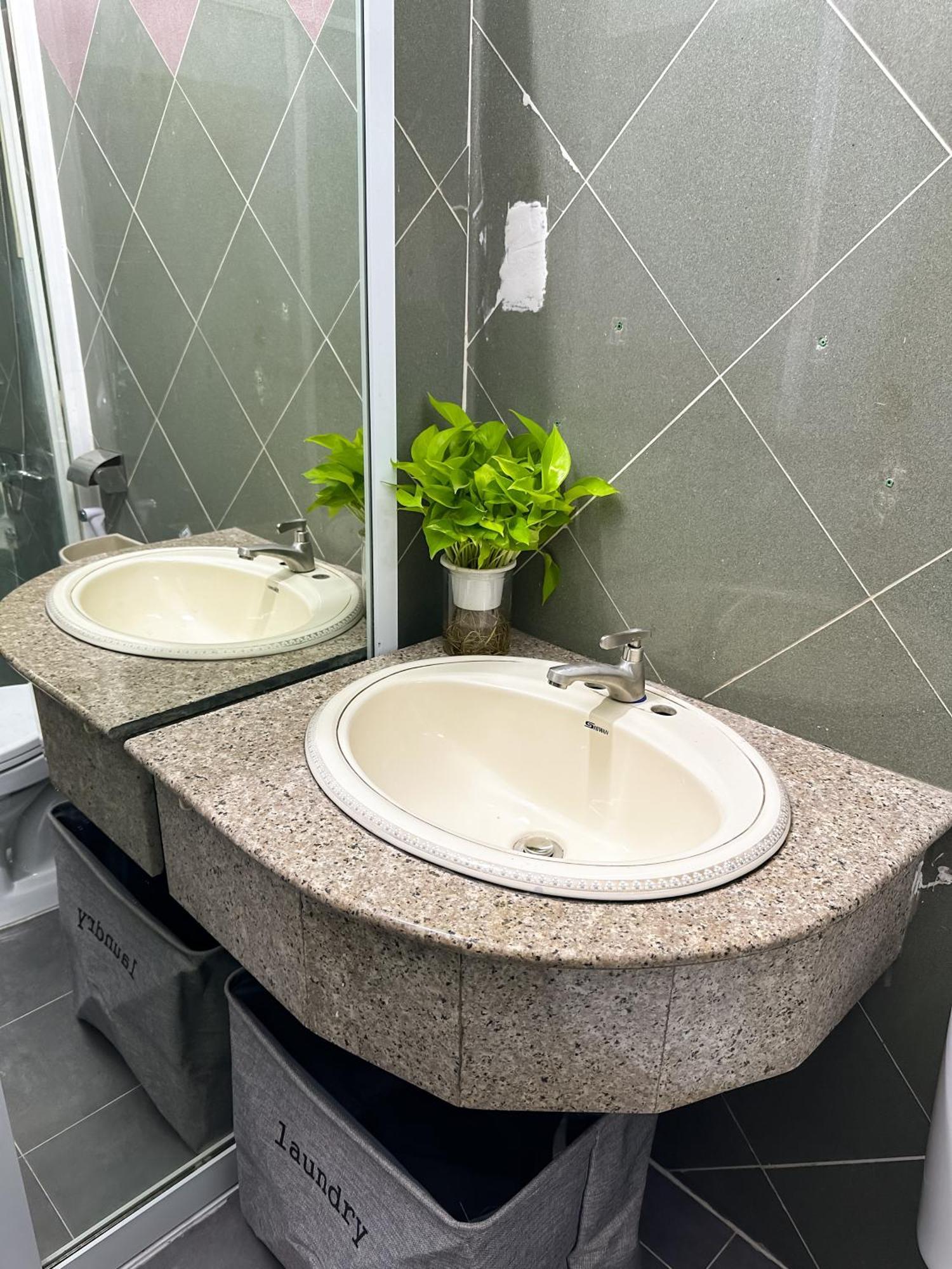 Aparthotel Calmette - Location District 1 - 500m Ben Thanh Market *